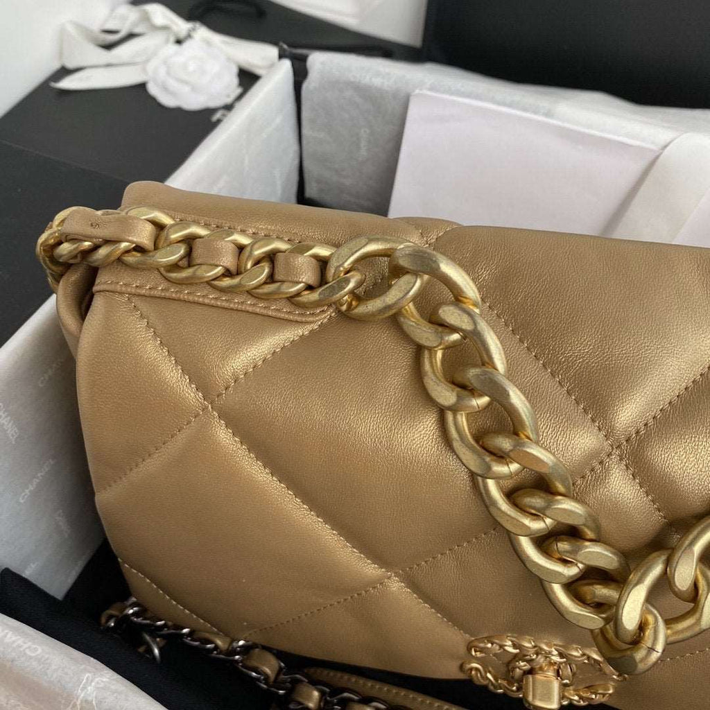 CHANEL 19 Maxi Flap Bag Gold