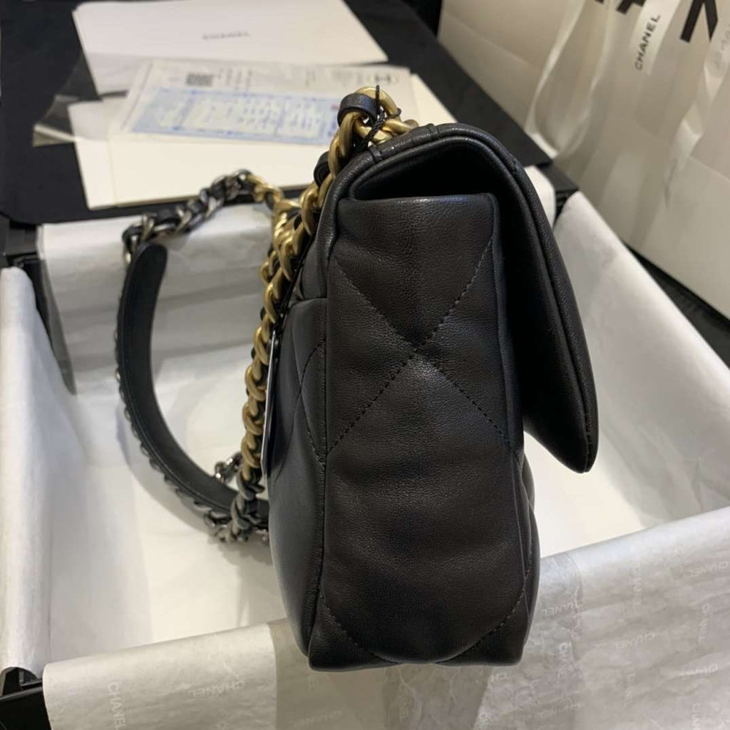 CHANEL 19 Small Flap Bag Black