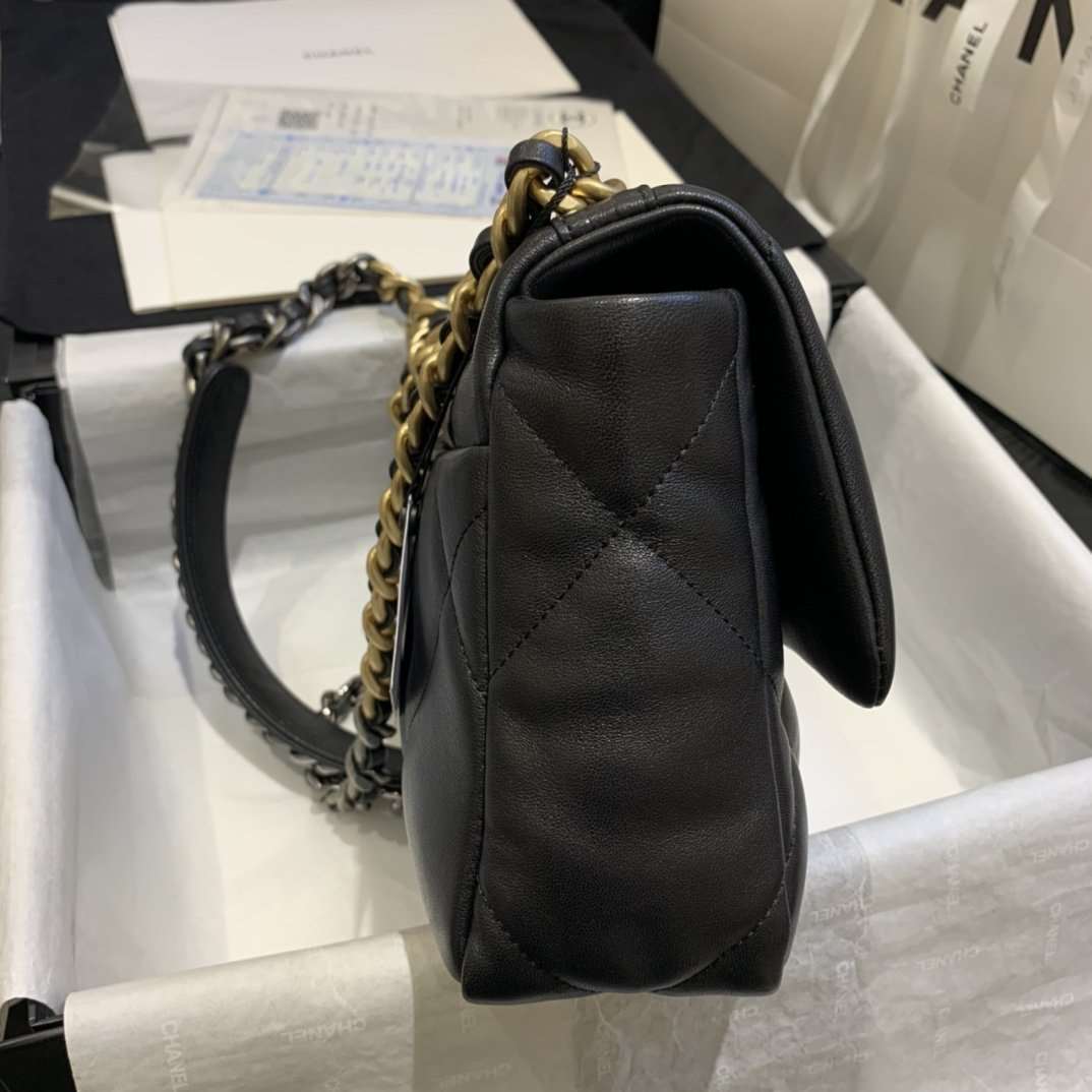 CHANEL 19 Small Flap Bag Black