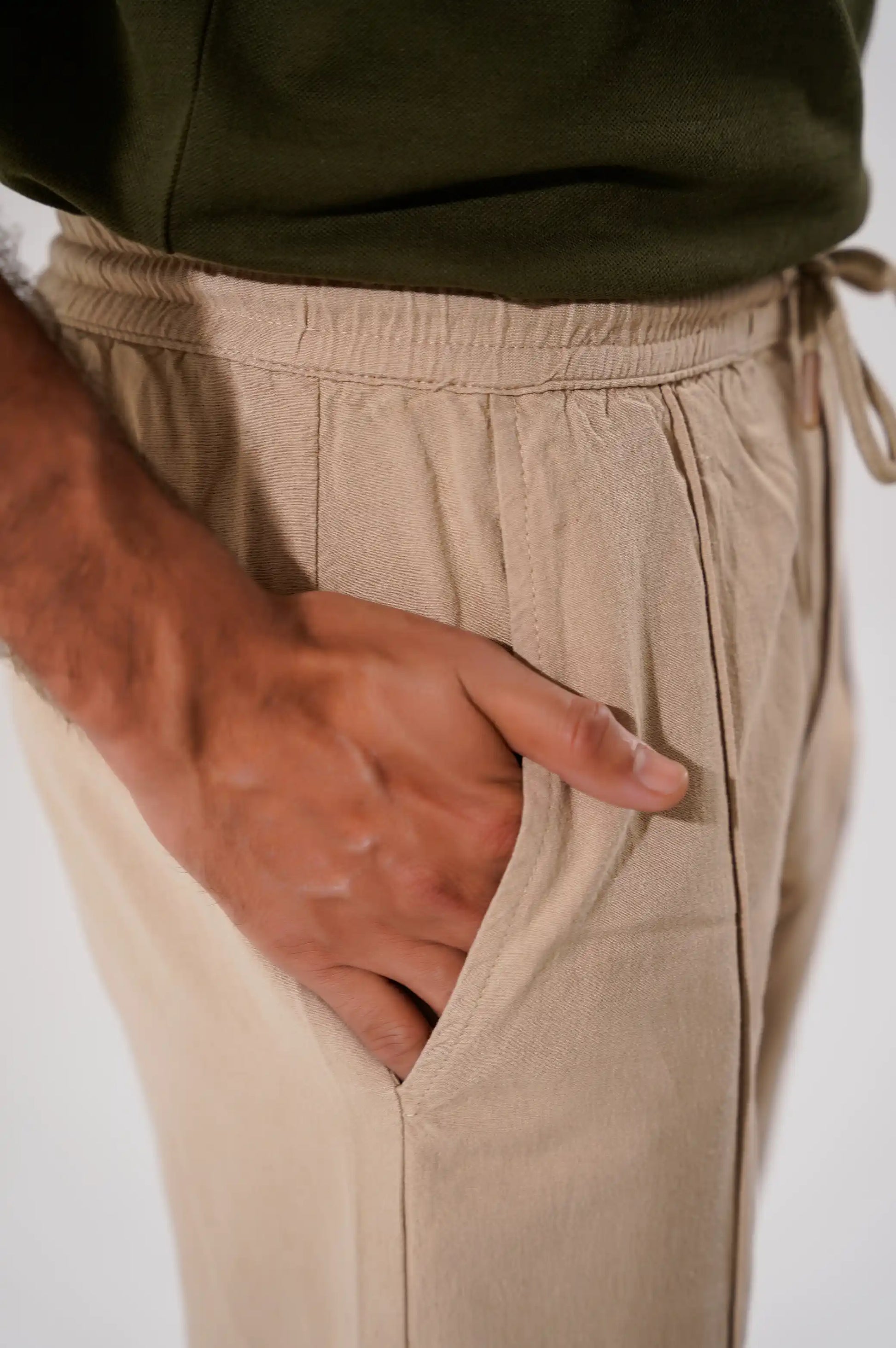 Beige Middle-Seam Relax Fit Pants with Drawstring