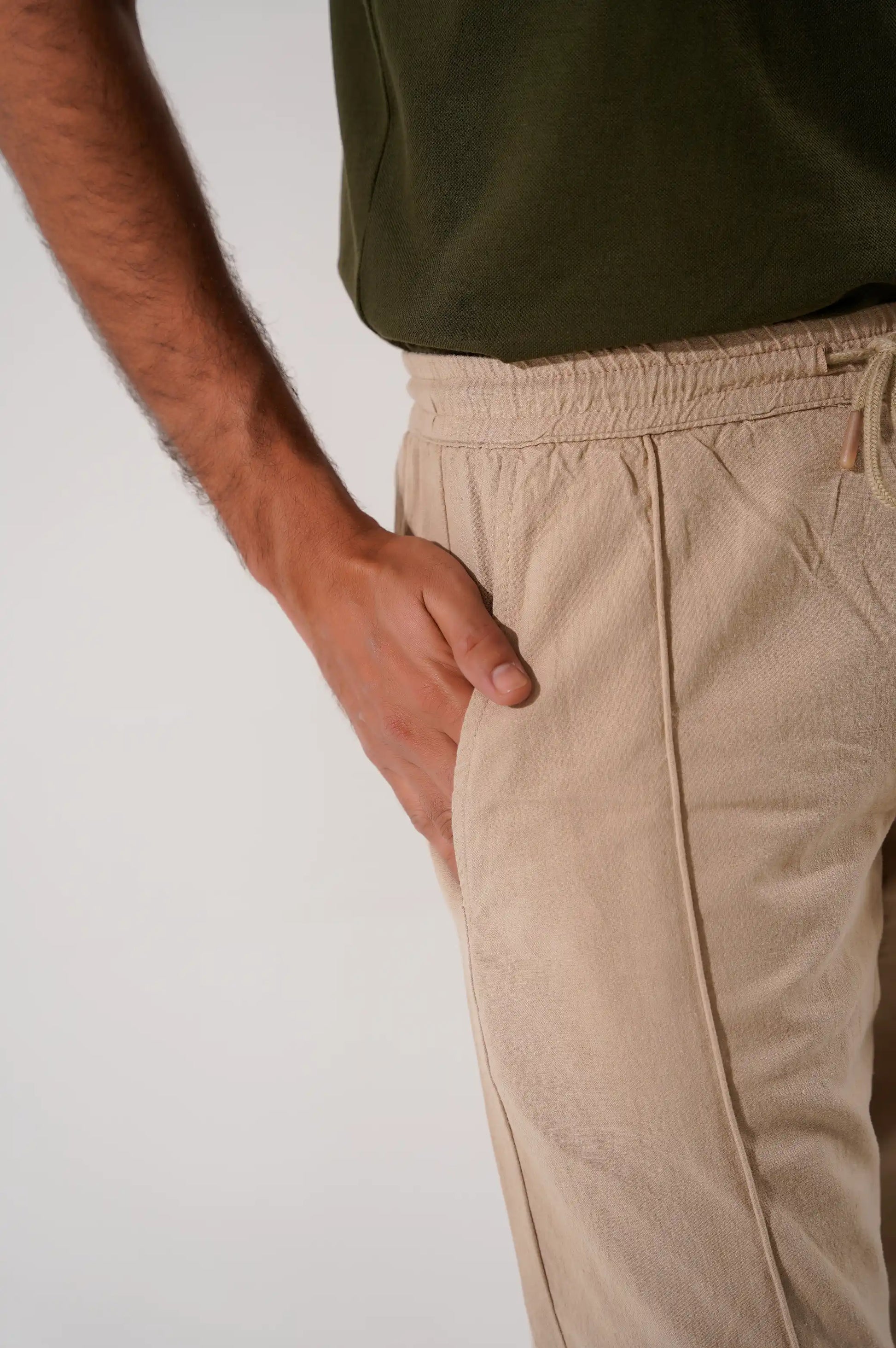 Beige Middle-Seam Relax Fit Pants with Drawstring