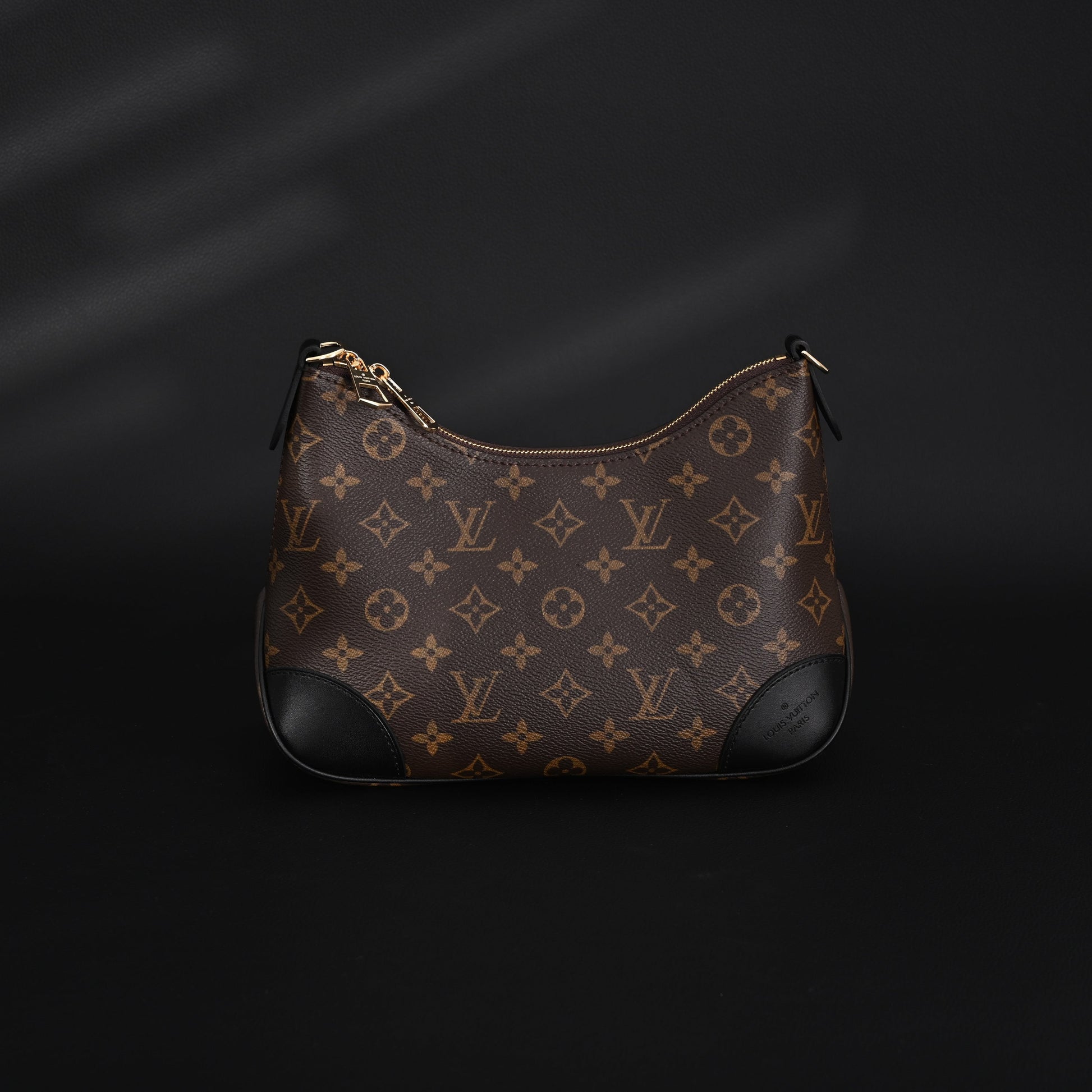 Louis Vuitton Monogram Canvas Pochette Shoulder Bag