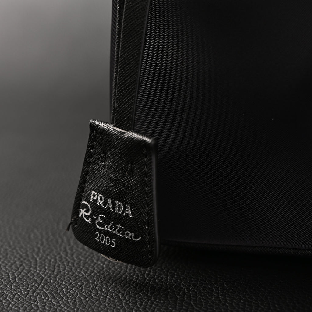 Prada Re-Edition 2005 Nylon Shoulder Bag – Black
