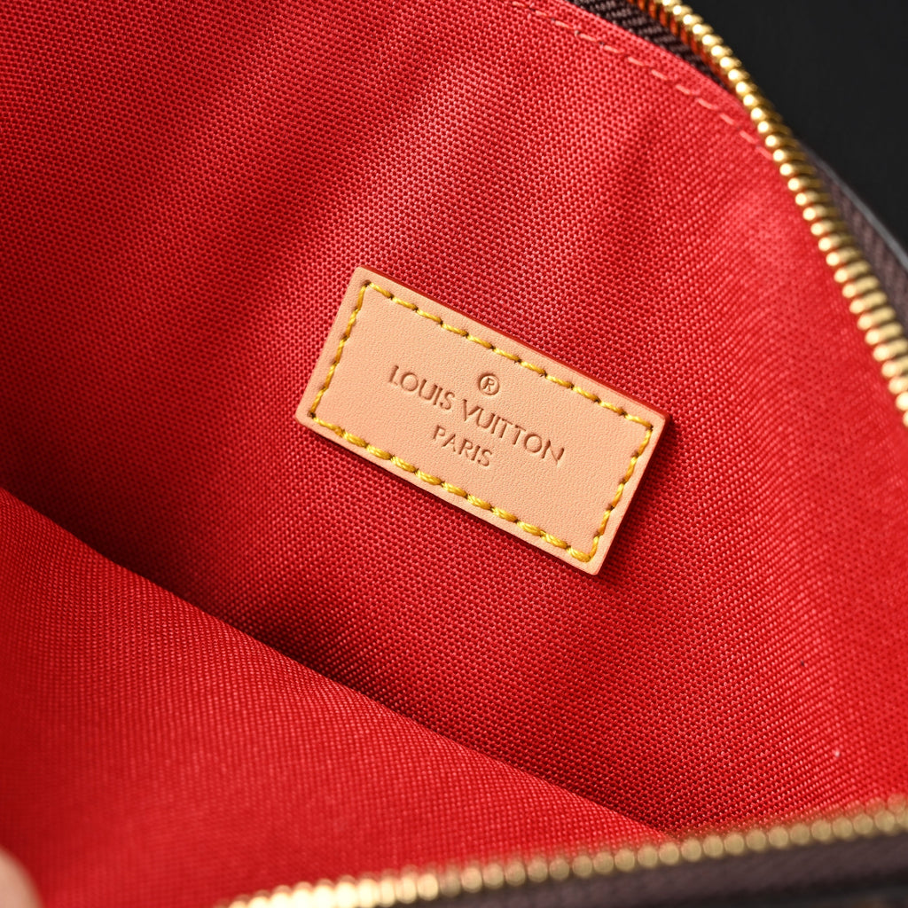 Louis Vuitton Speedy 30 Handbag – Monogram Canvas with Leather Trim