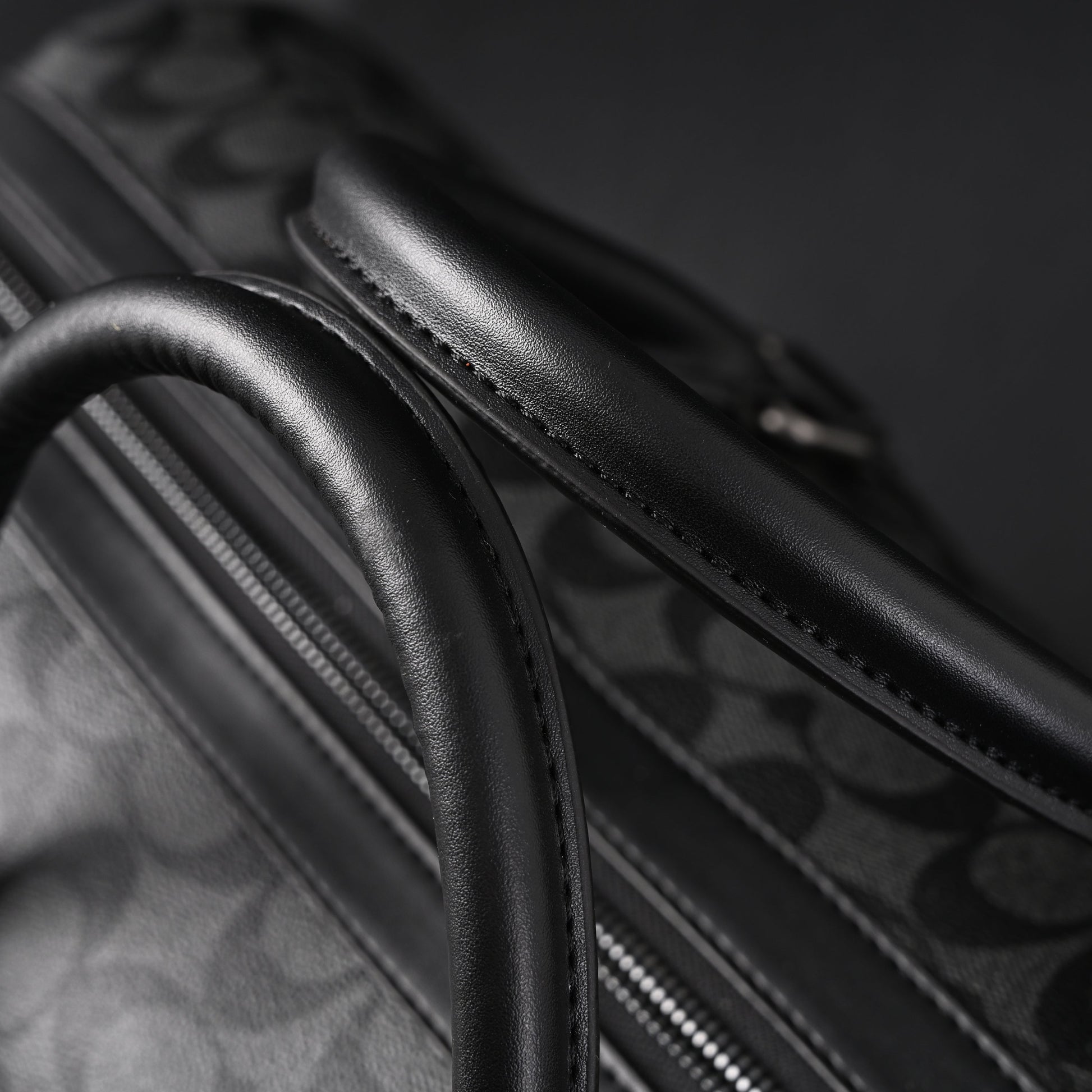 Louis Vuitton Keepall Bandoulière 50 – Damier Graphite Canvas Travel Bag