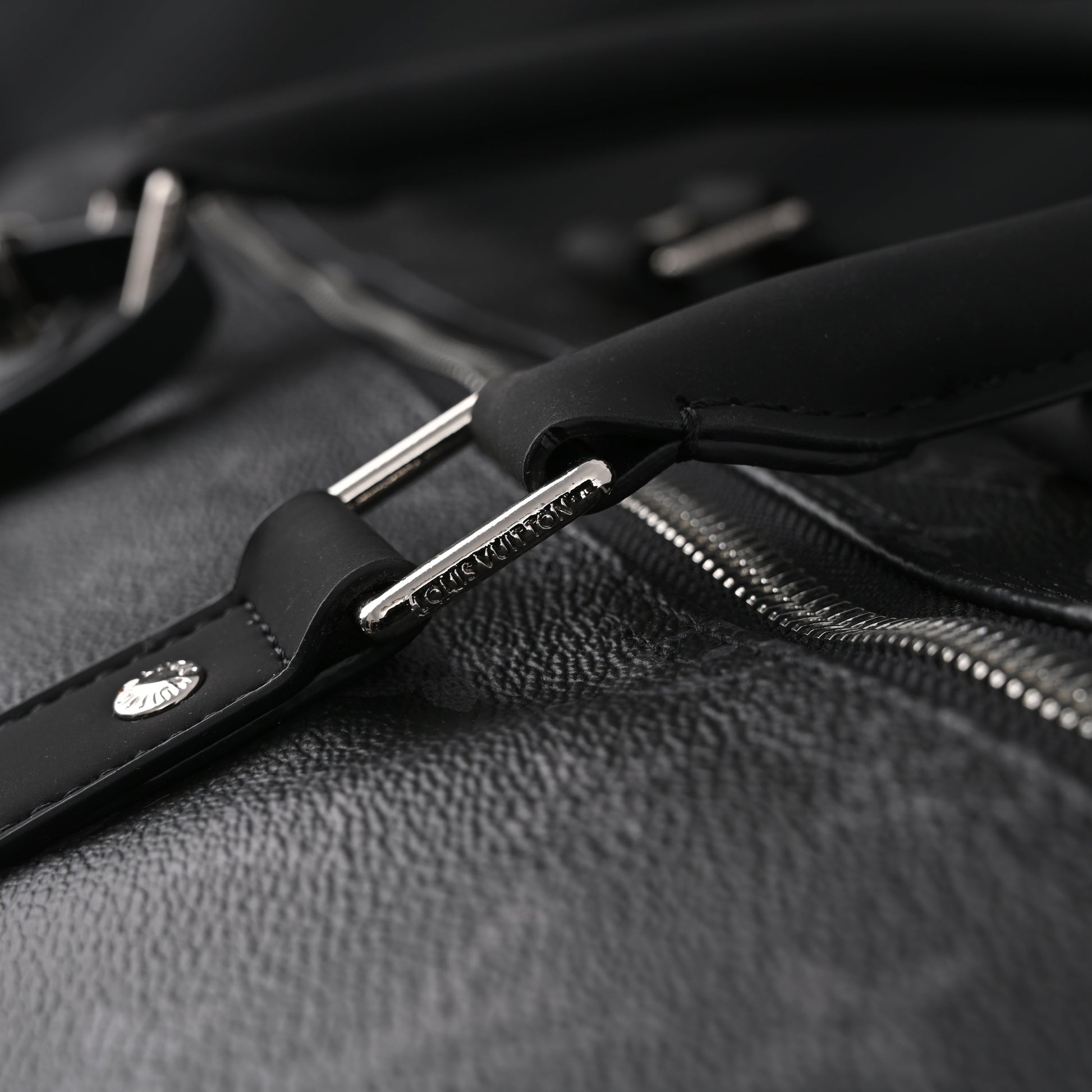 Louis Vuitton Keepall Bandoulière 50 Monogram Eclipse