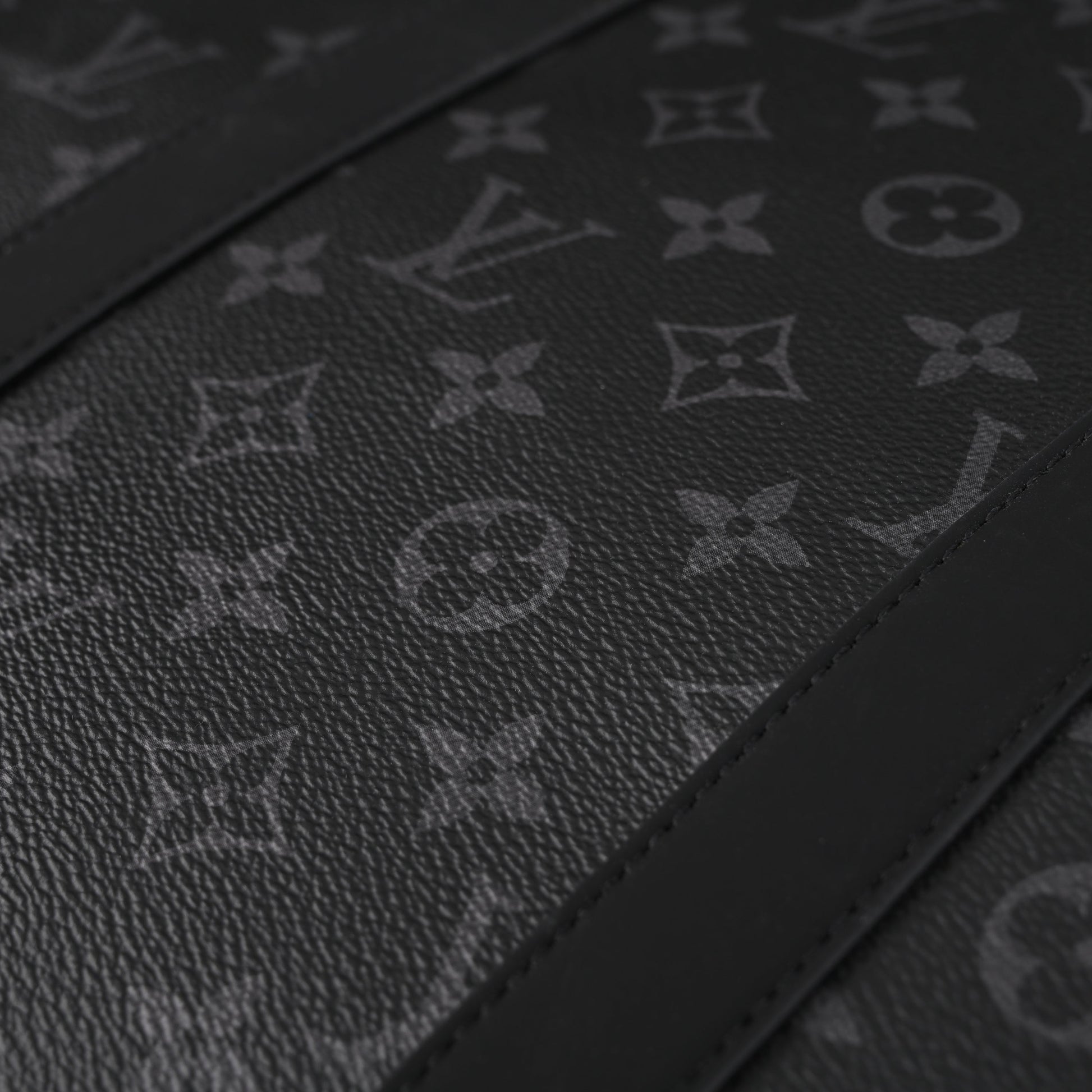 Louis Vuitton Keepall Bandoulière 50 Monogram Eclipse