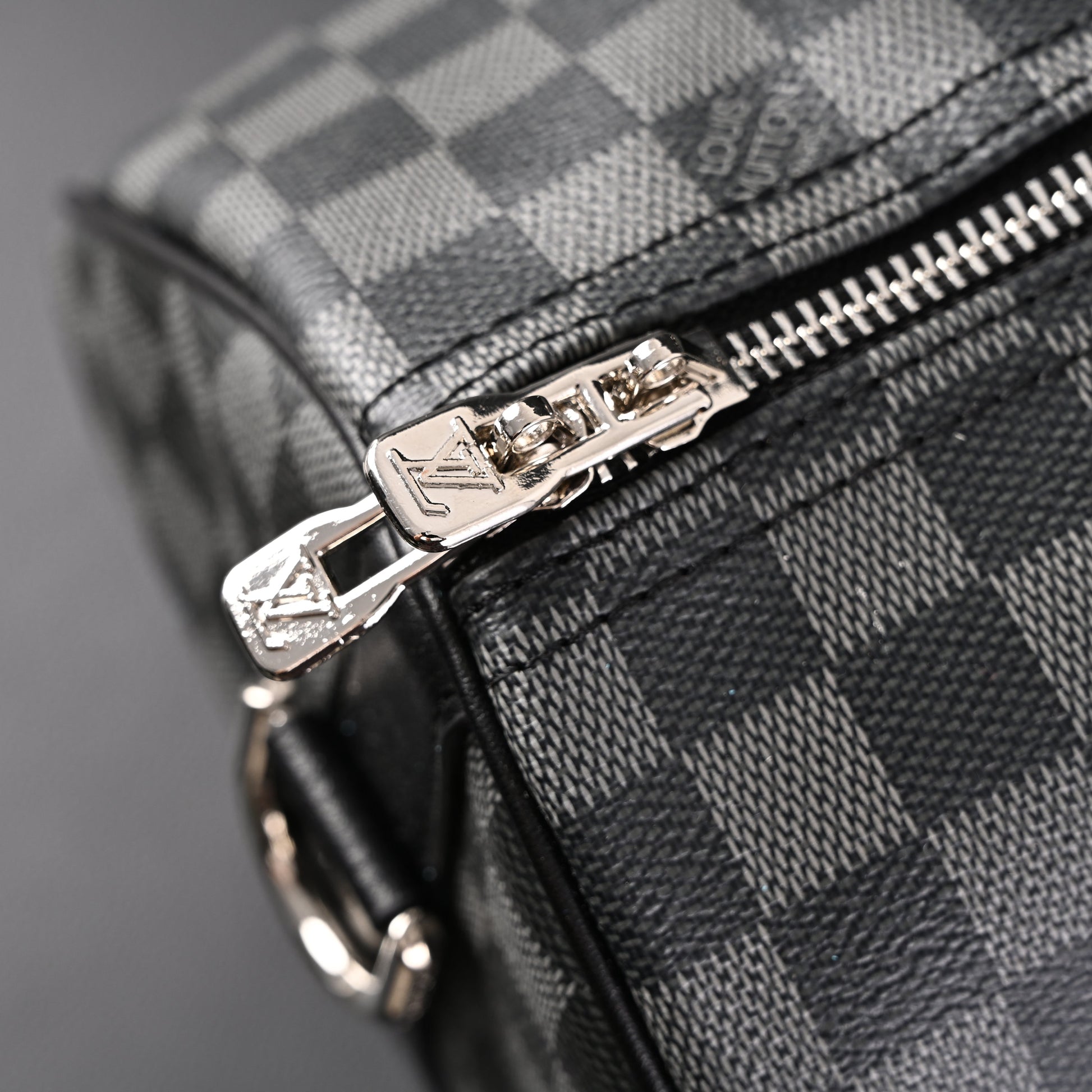 Louis Vuitton Keepall Bandoulière 45 Damier Graphite Canvas