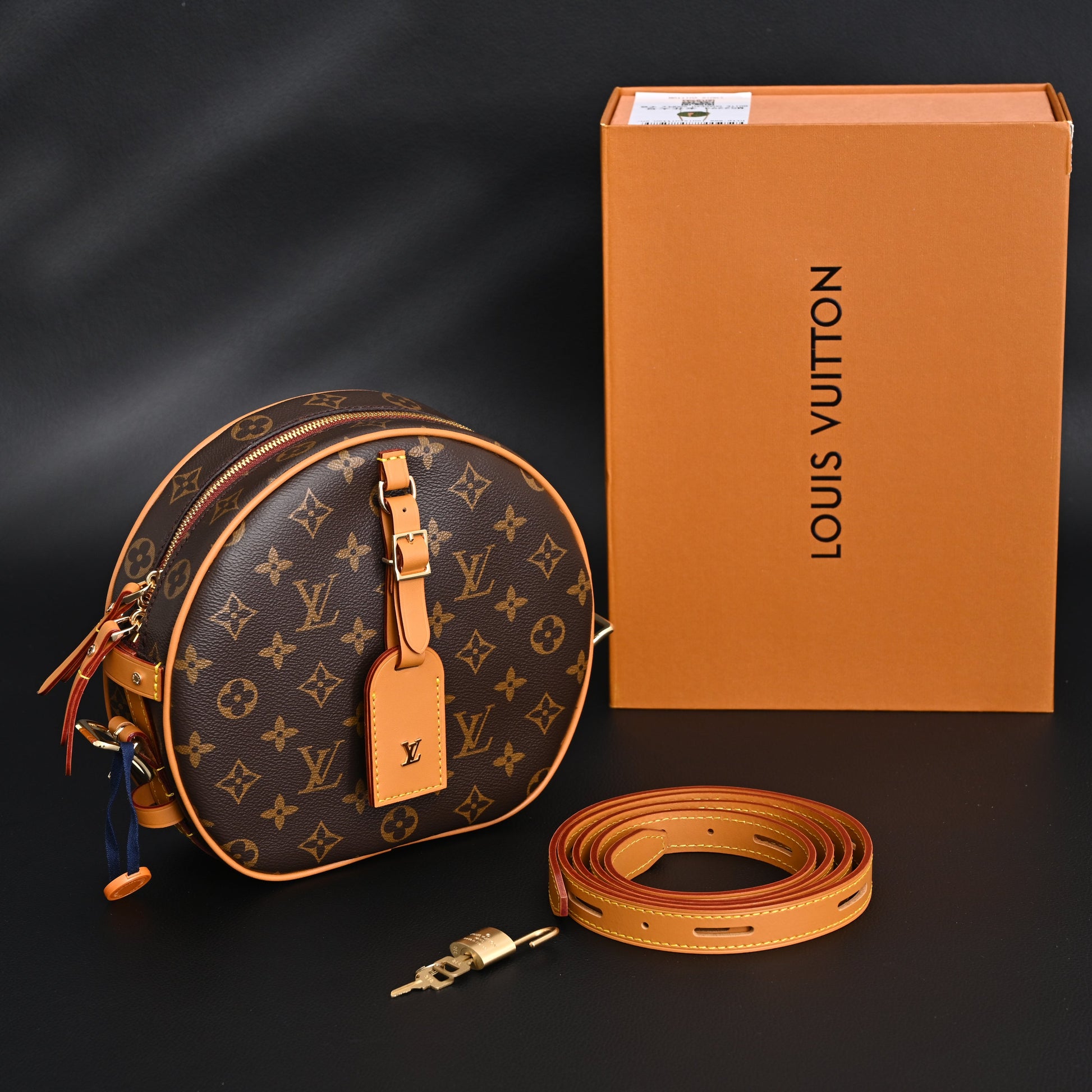 Louis Vuitton Boîte Chapeau Souple MM – Monogram Canvas