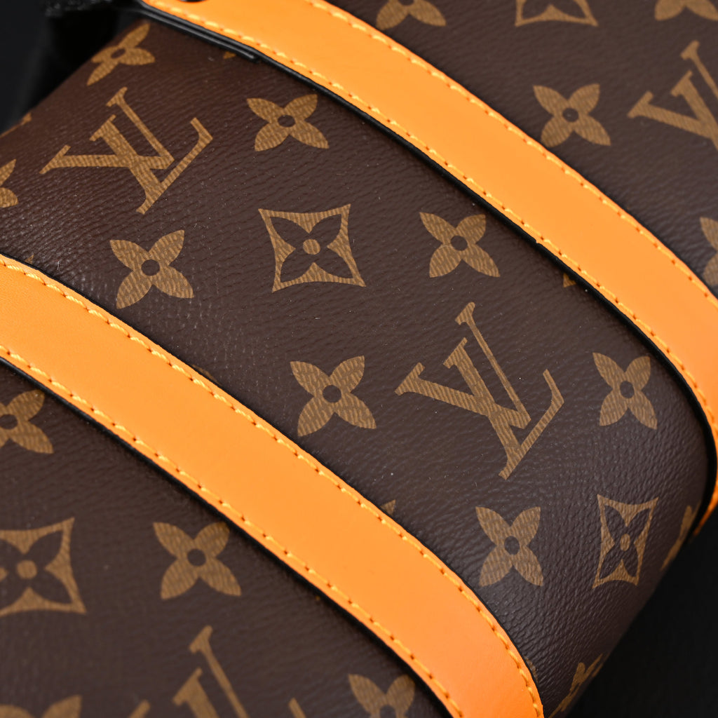 Louis Vuitton Keepall Bandoulière 50 – Monogram Canvas with Neon Orange Trim
