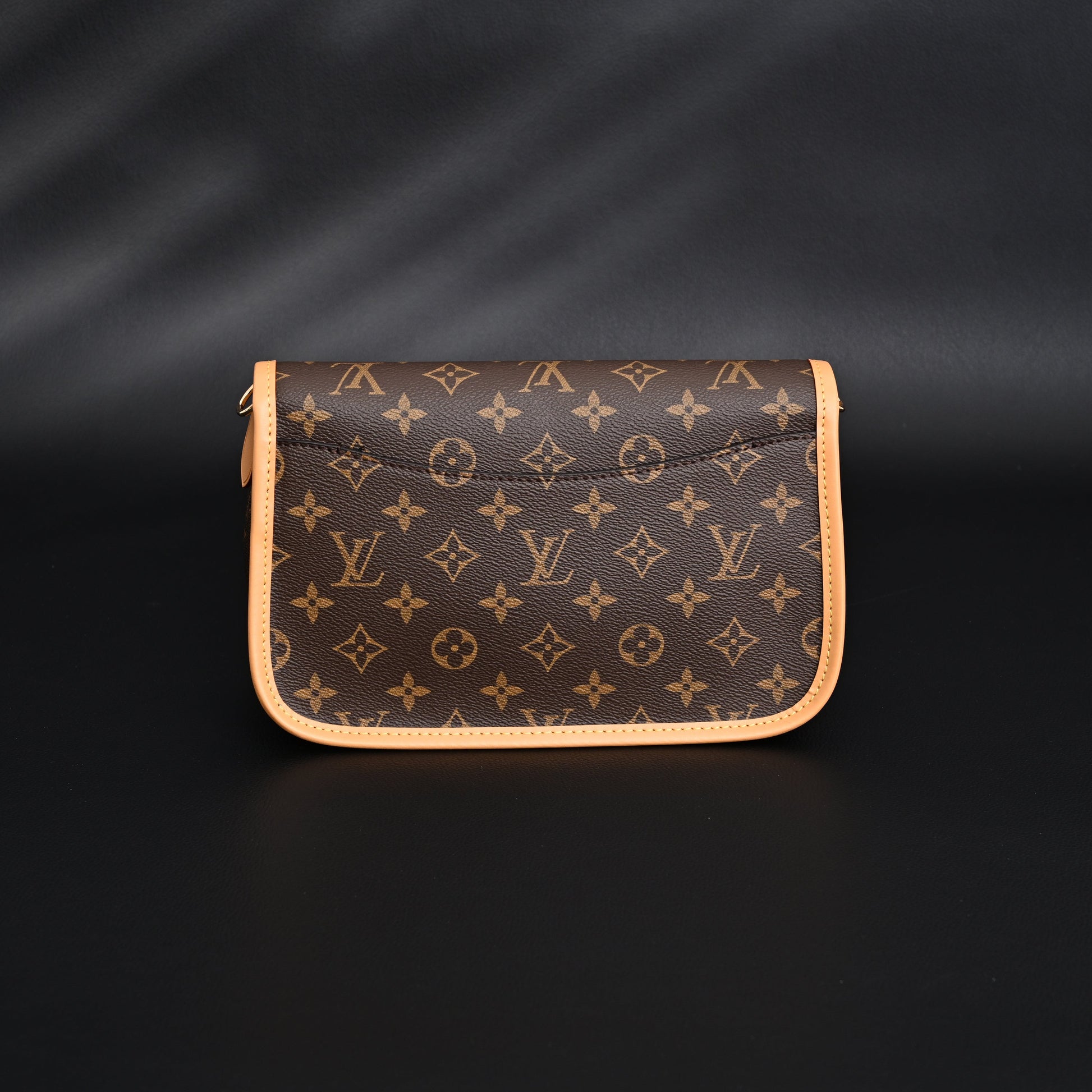Louis Vuitton Croissant Bag Monogram Canvas