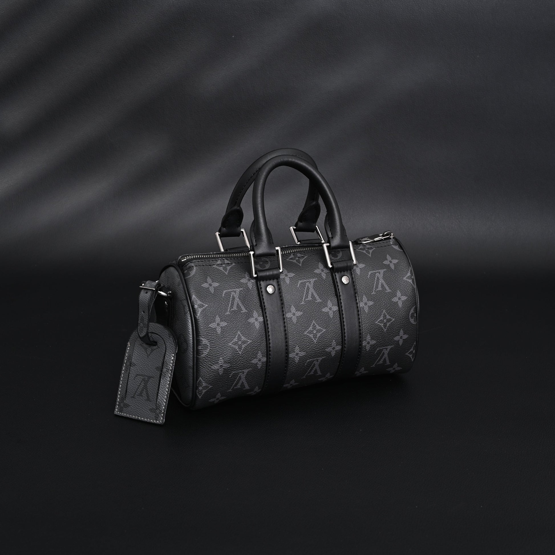Louis Vuitton Keepall Bandoulière 50 – Monogram Eclipse Canvas