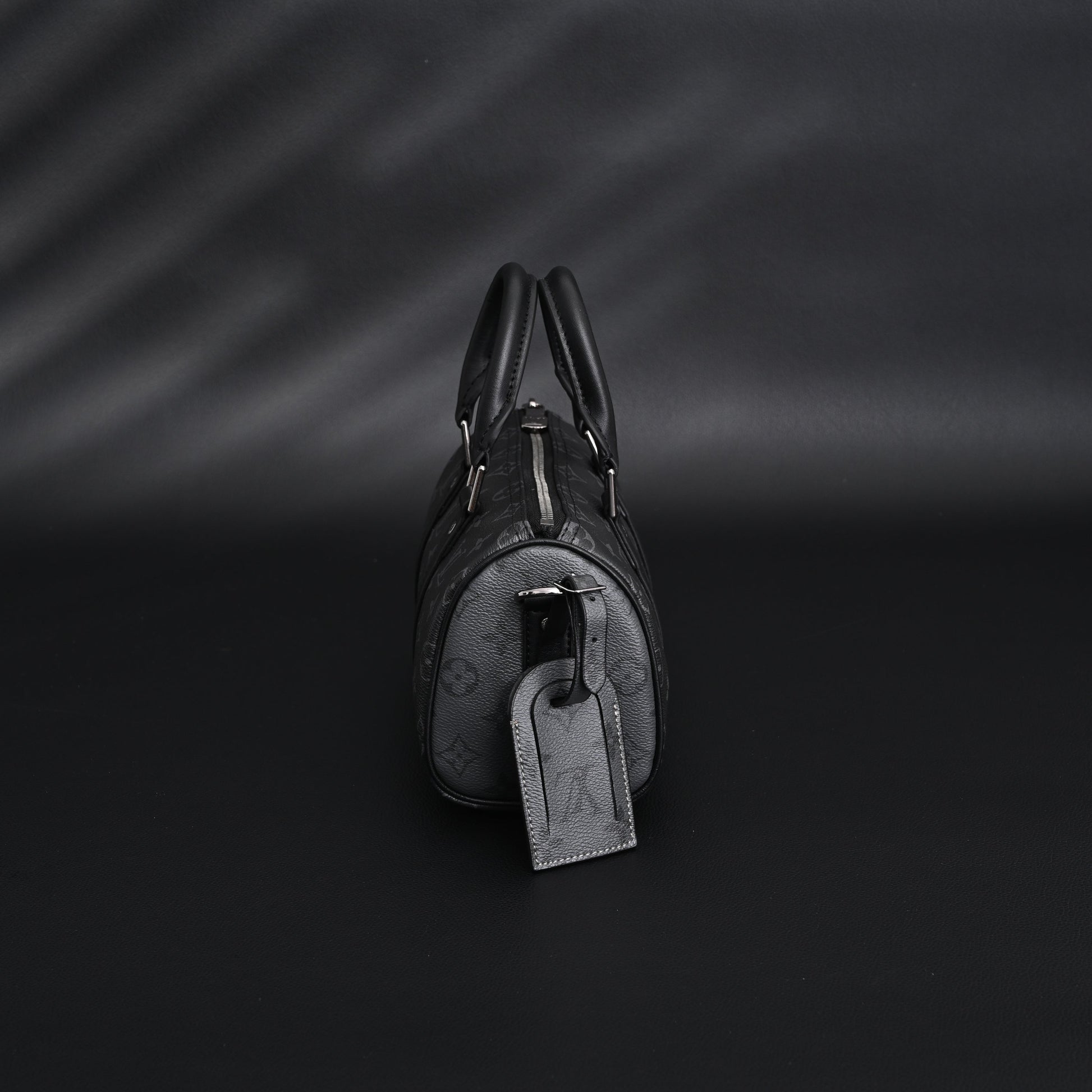 Louis Vuitton Keepall Bandoulière 50 – Monogram Eclipse Canvas