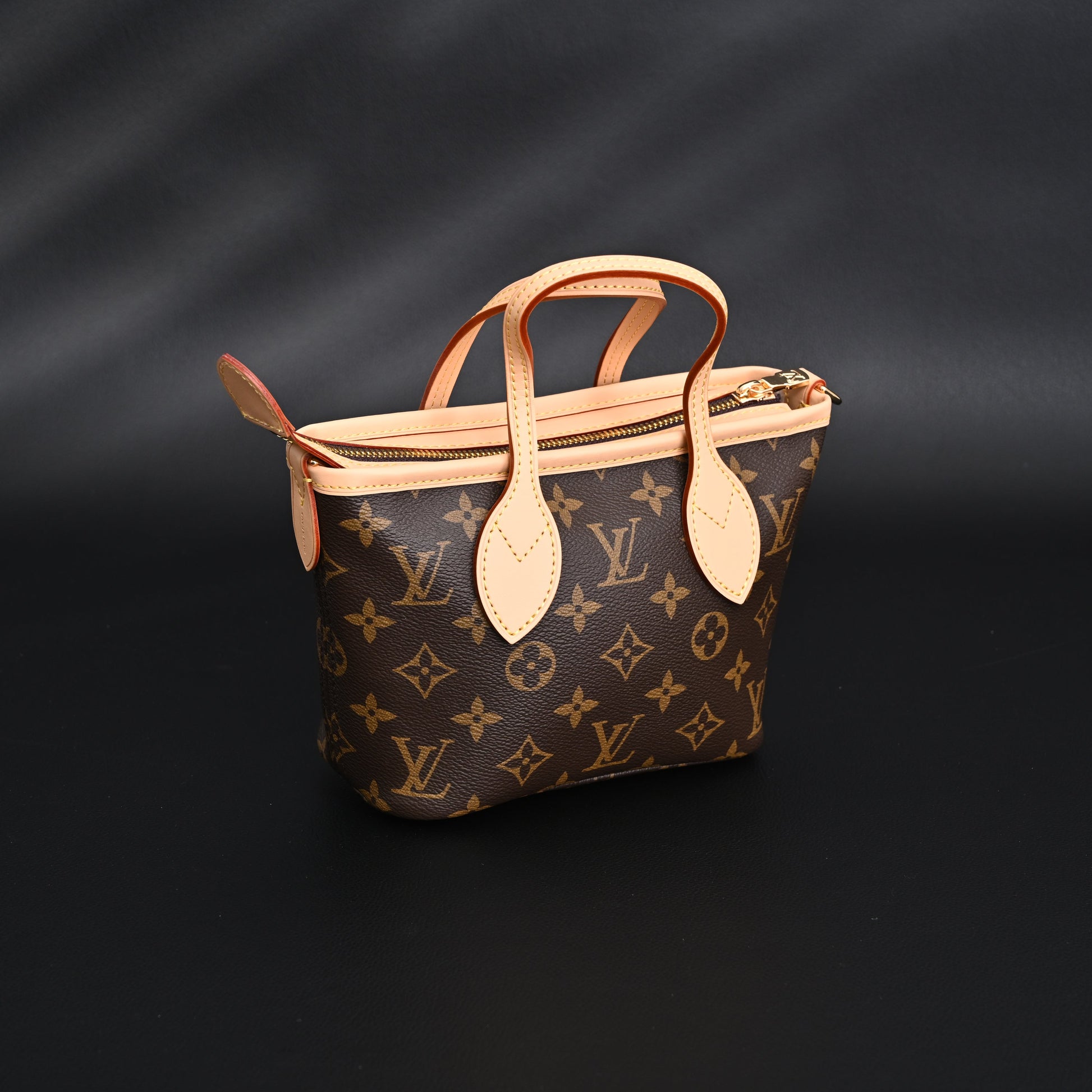 Louis Vuitton NeoNoe BB Bucket Bag – Monogram Canvas with Removable Coin Purse
