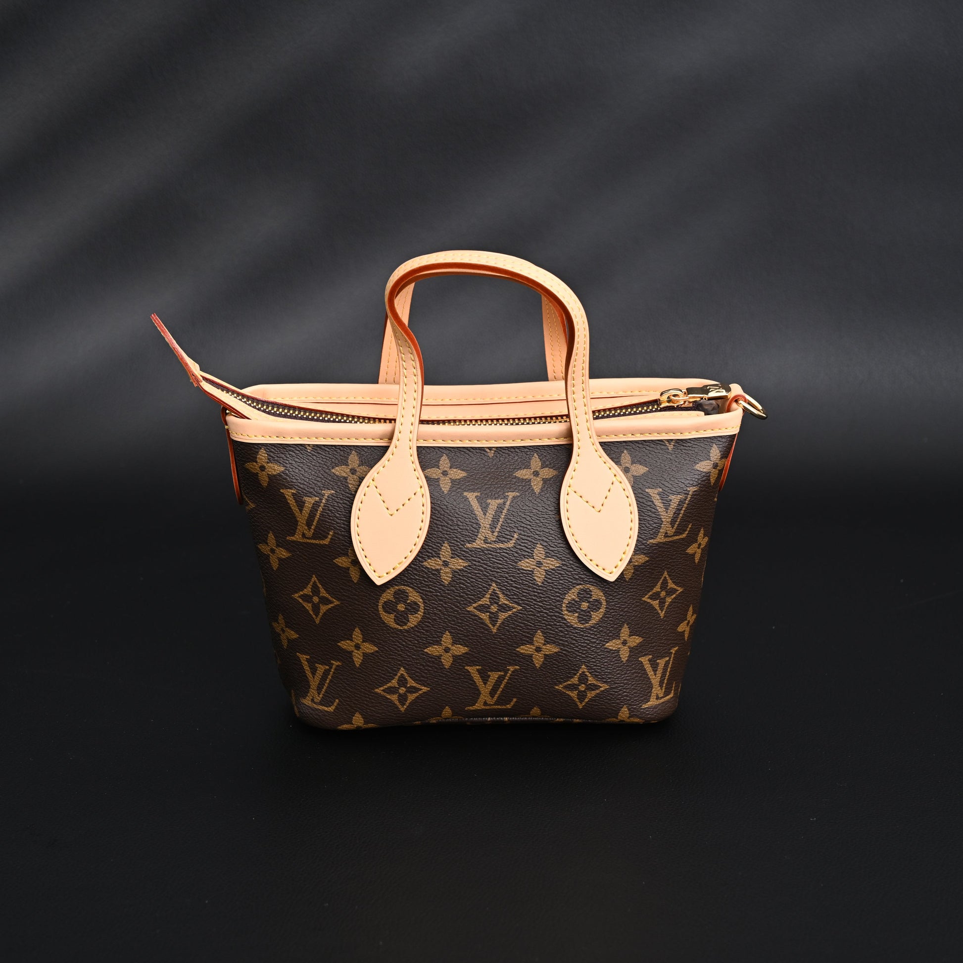 Louis Vuitton NeoNoe BB Bucket Bag – Monogram Canvas with Removable Coin Purse