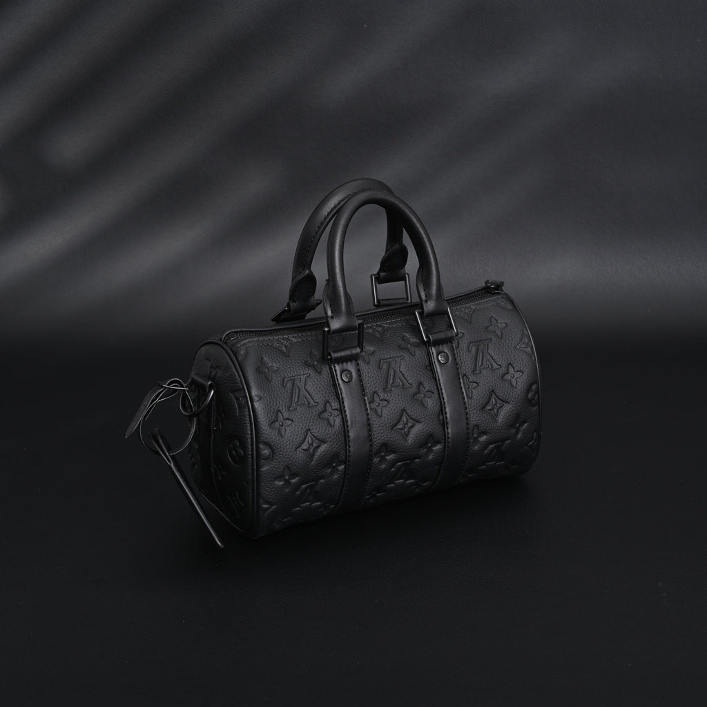 Louis Vuitton Keepall Bandoulière 50 – Monogram Shadow Black Leather