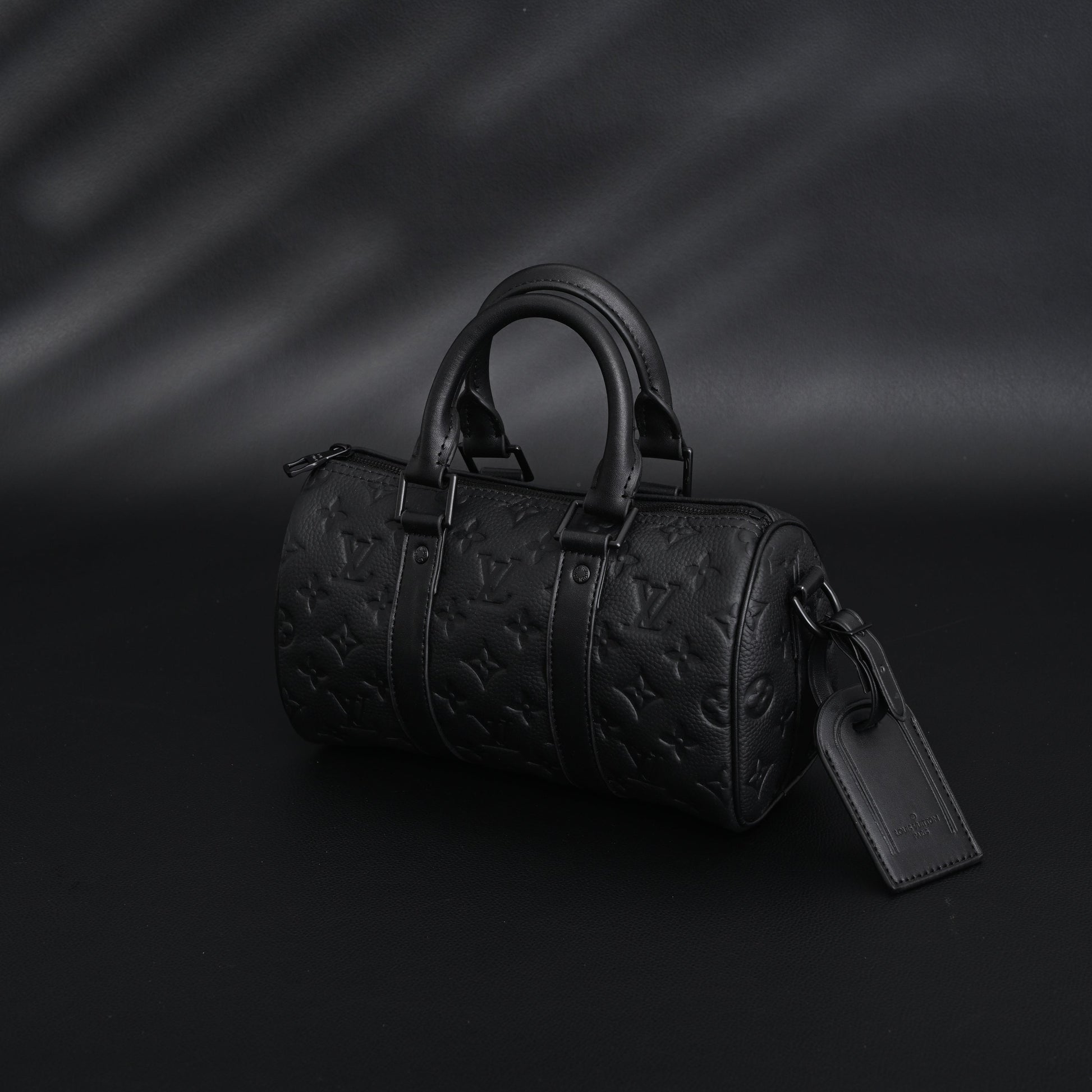 Louis Vuitton Keepall Bandoulière 50 – Monogram Shadow Black Leather