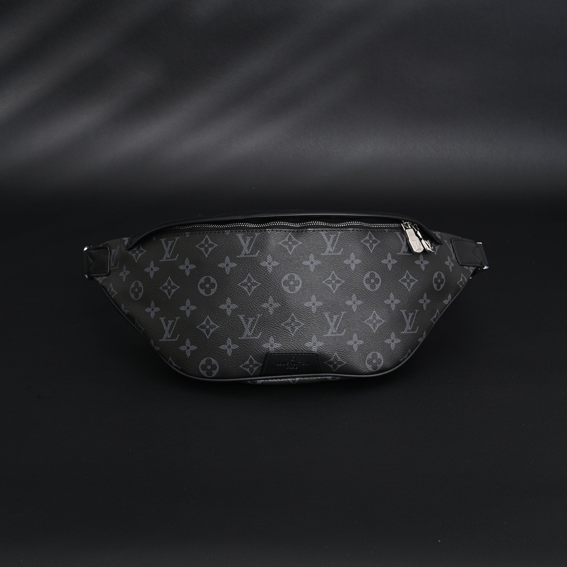 Louis Vuitton Discovery Bumbag – Monogram Eclipse