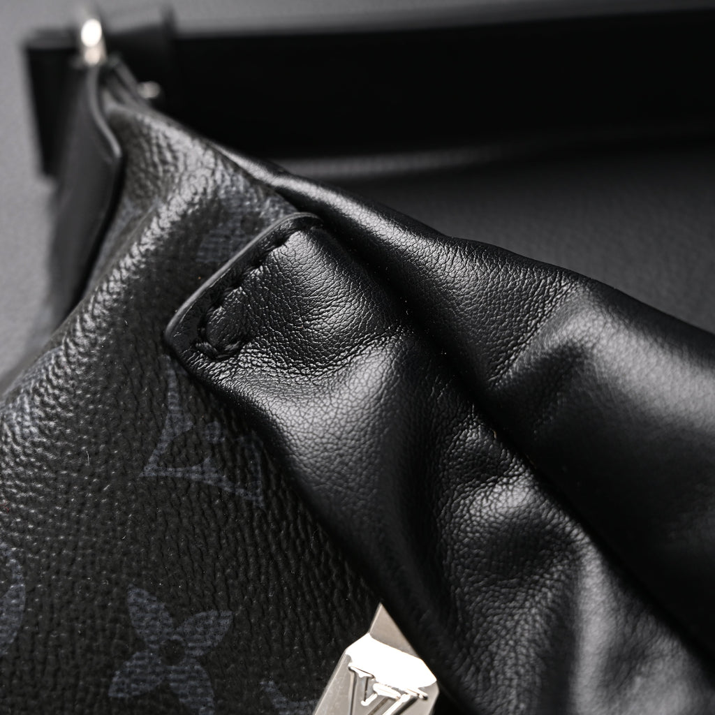 Louis Vuitton Discovery Bumbag – Monogram Eclipse