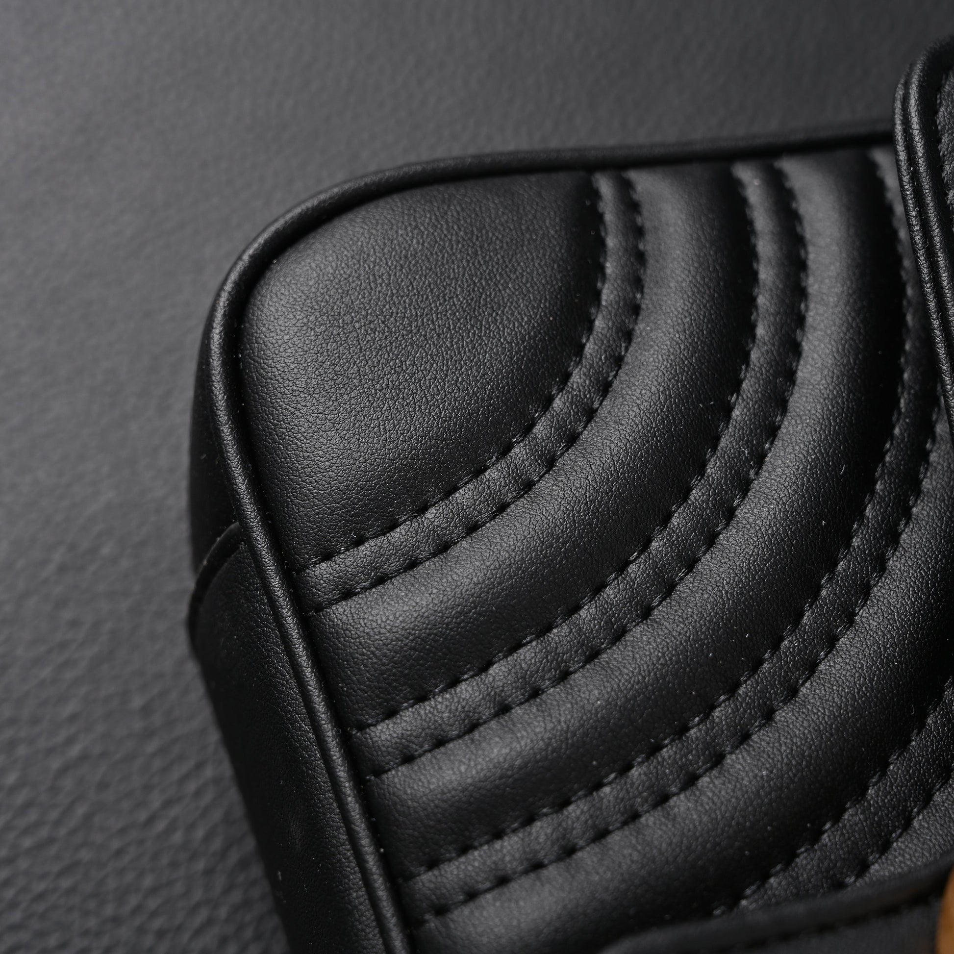 Gucci GG Marmont Small Matelassé Shoulder Bag – Black Leather with Gold Hardware