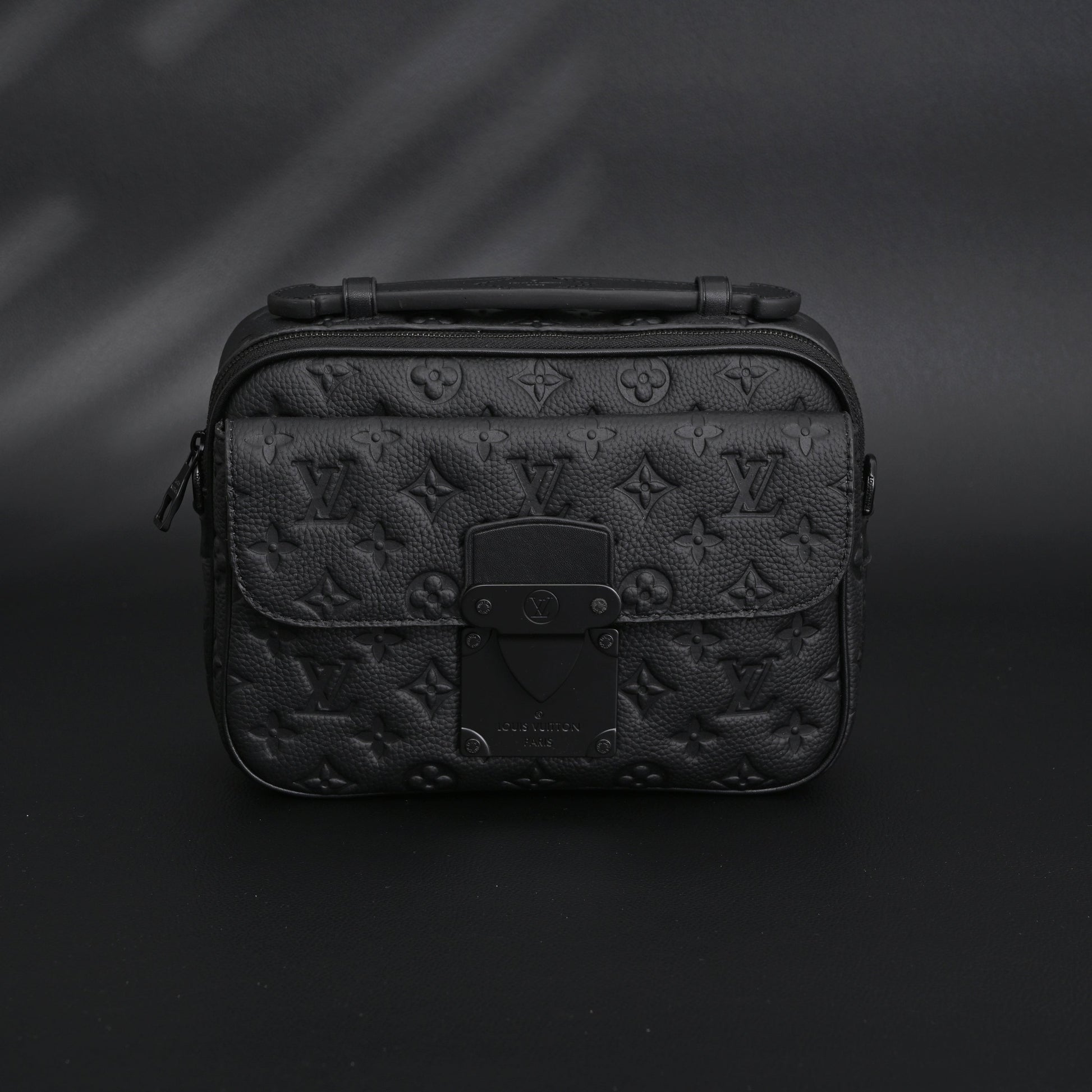 Louis Vuitton Capucines BB Top Handle Bag – Black Taurillon Leather