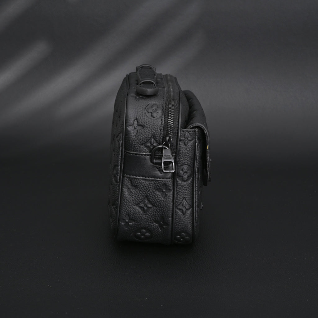 Louis Vuitton Capucines BB Top Handle Bag – Black Taurillon Leather