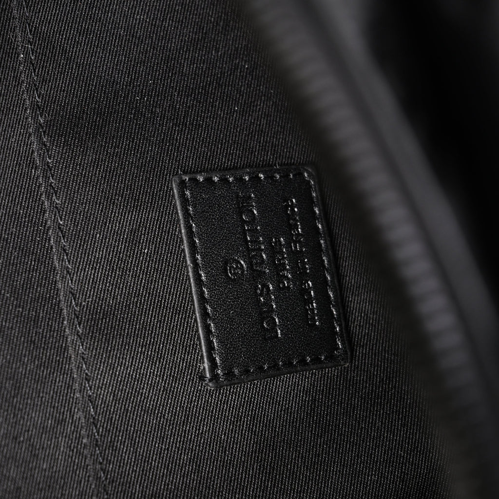 Louis Vuitton Capucines BB Top Handle Bag – Black Taurillon Leather