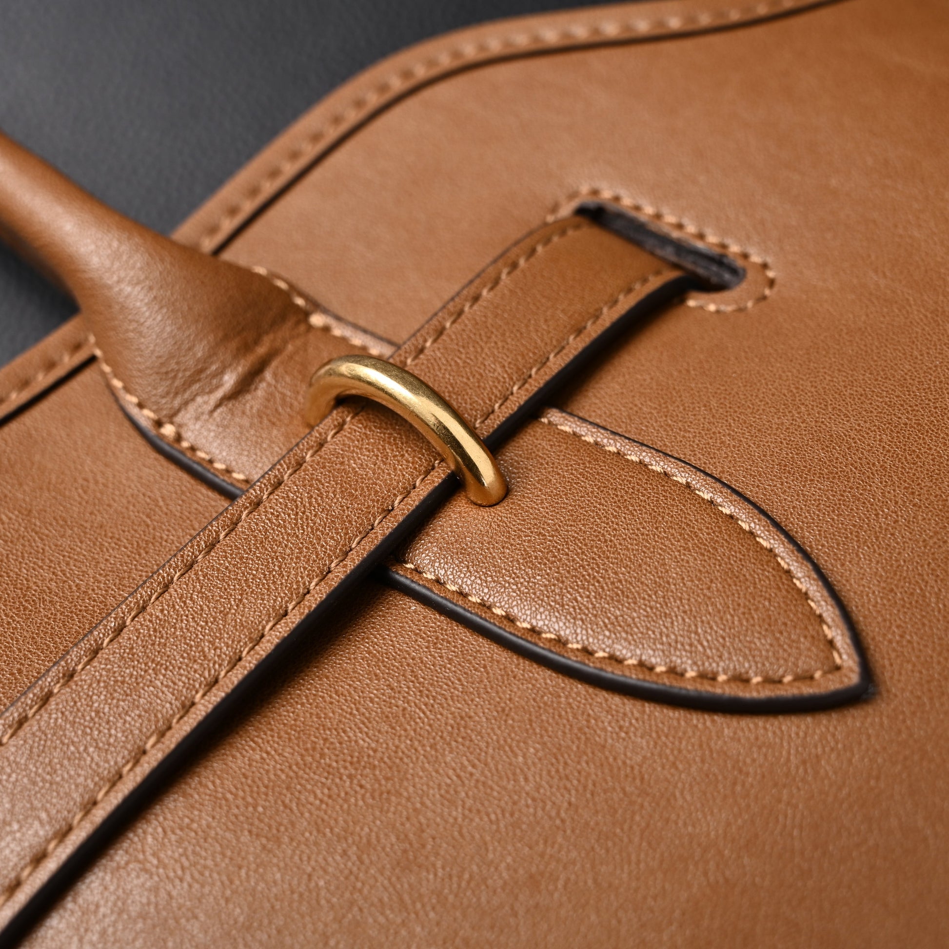 Miu Miu Leather Tote Bag – Elegant Caramel Brown