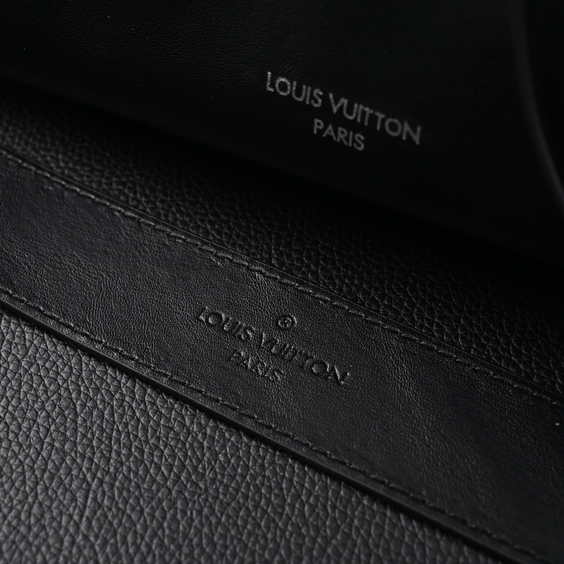 Louis Vuitton Montaigne Black Mahina Leather Shoulder Bag
