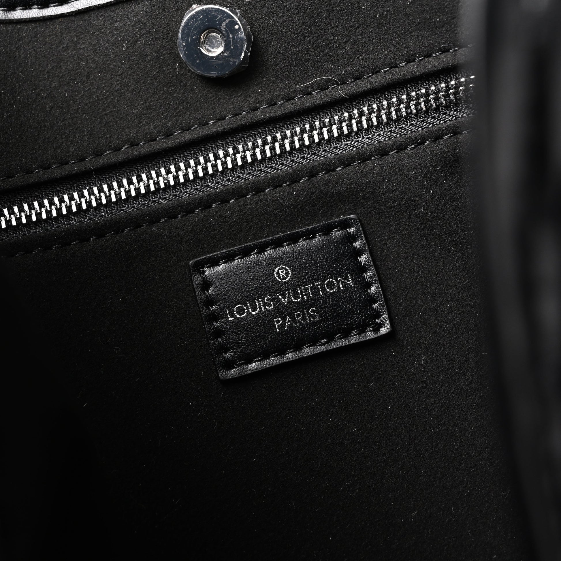 Louis Vuitton Montaigne Black Mahina Leather Shoulder Bag