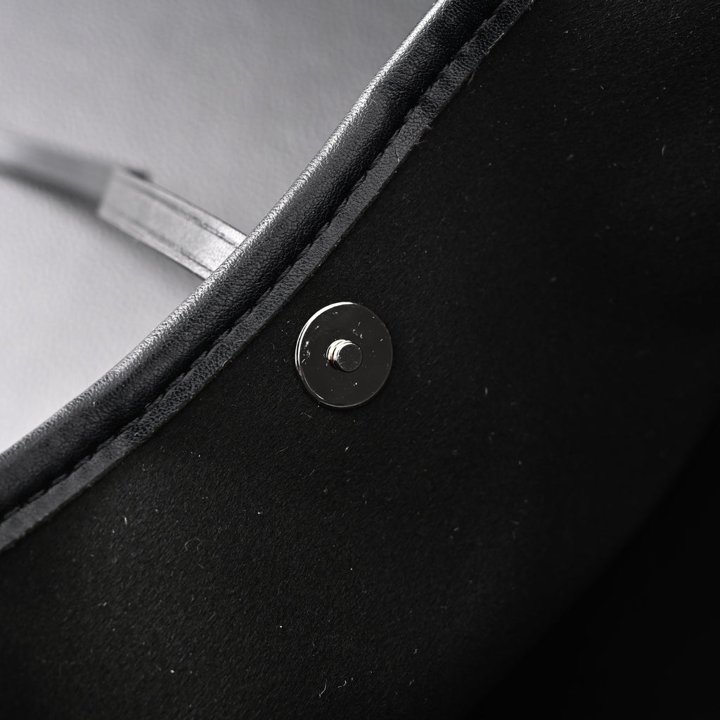 Louis Vuitton Montaigne Black Mahina Leather Shoulder Bag