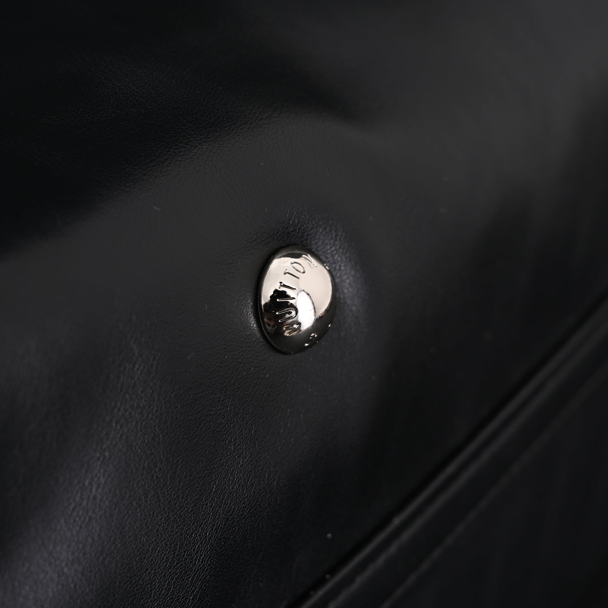 Louis Vuitton Black Mahina Leather Hobo Shoulder Bag