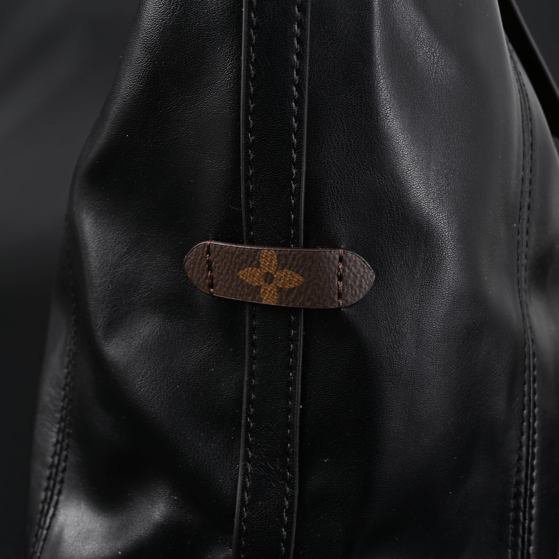 Louis Vuitton Graceful MM Black Monogram Hobo Bag