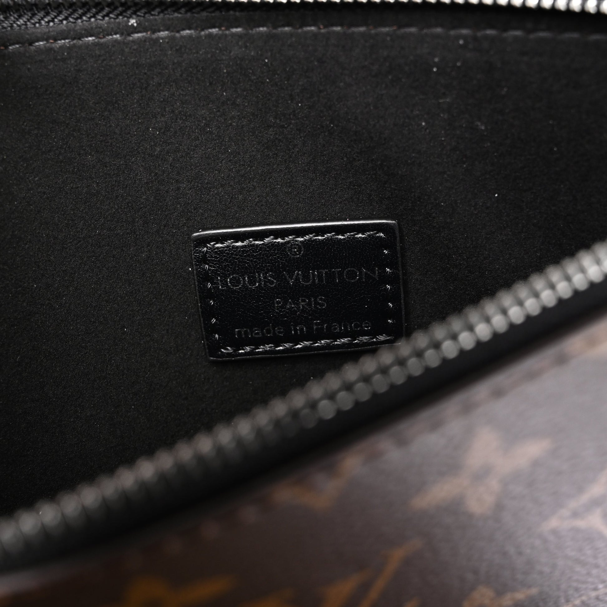 Louis Vuitton Black Mahina Leather Hobo Shoulder Bag