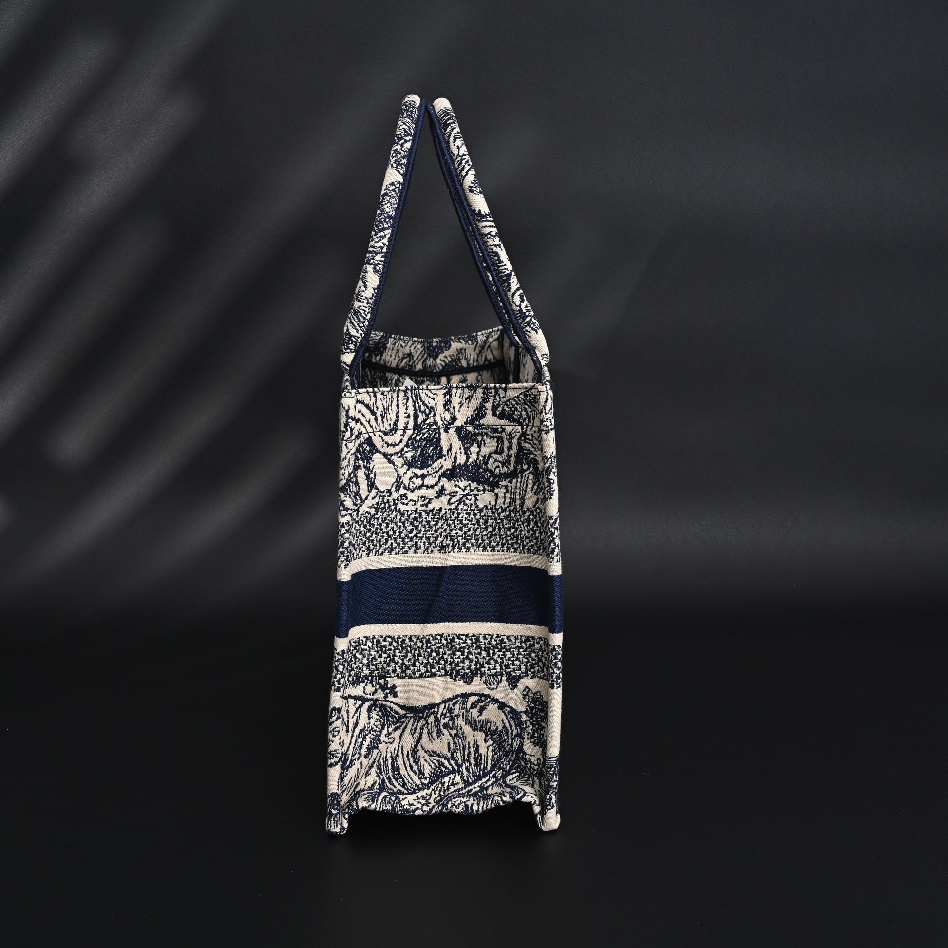 Dior Book Tote Bag – Blue Toile de Jouy Embroidery