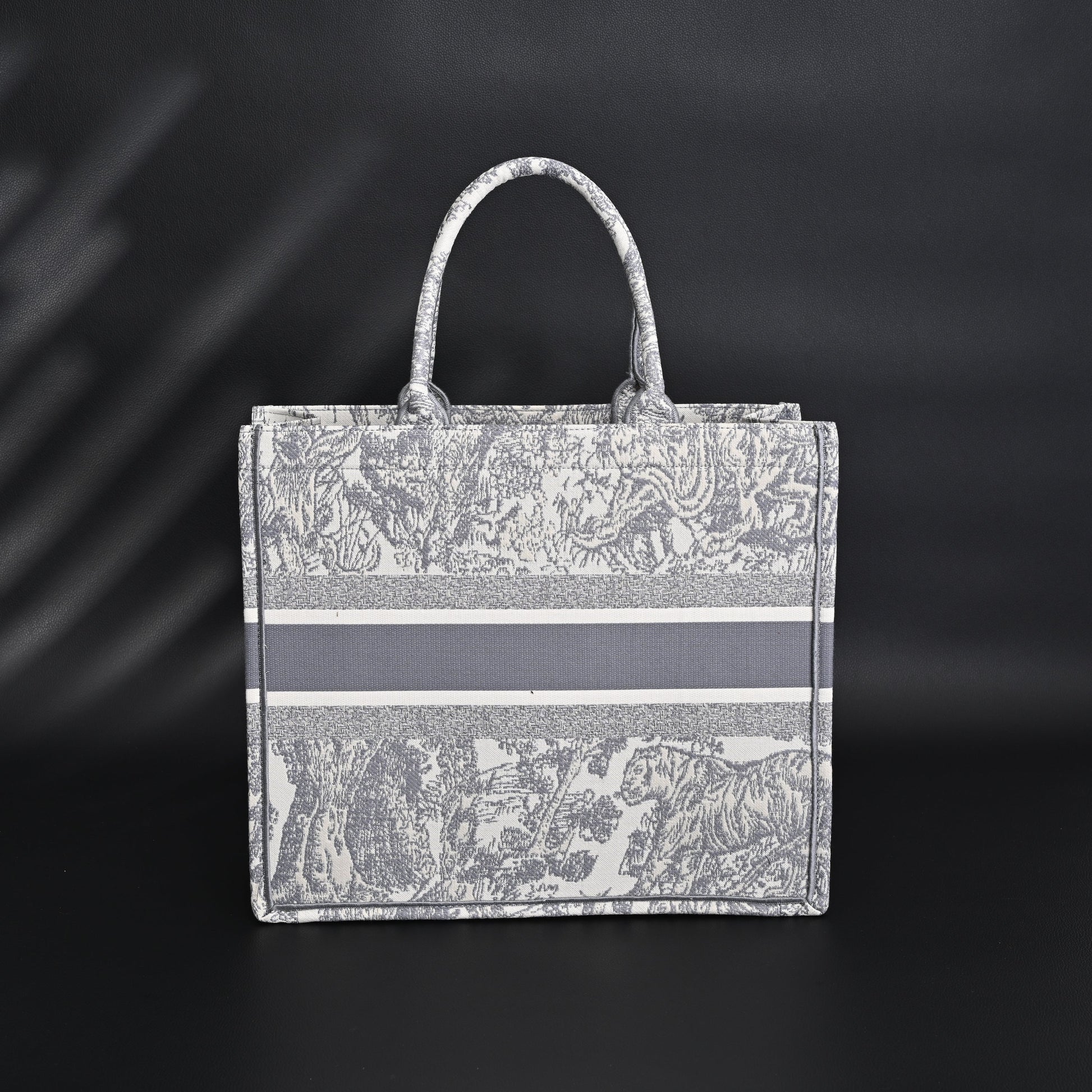 Christian Dior Large Book Tote – Toile de Jouy Embroidery