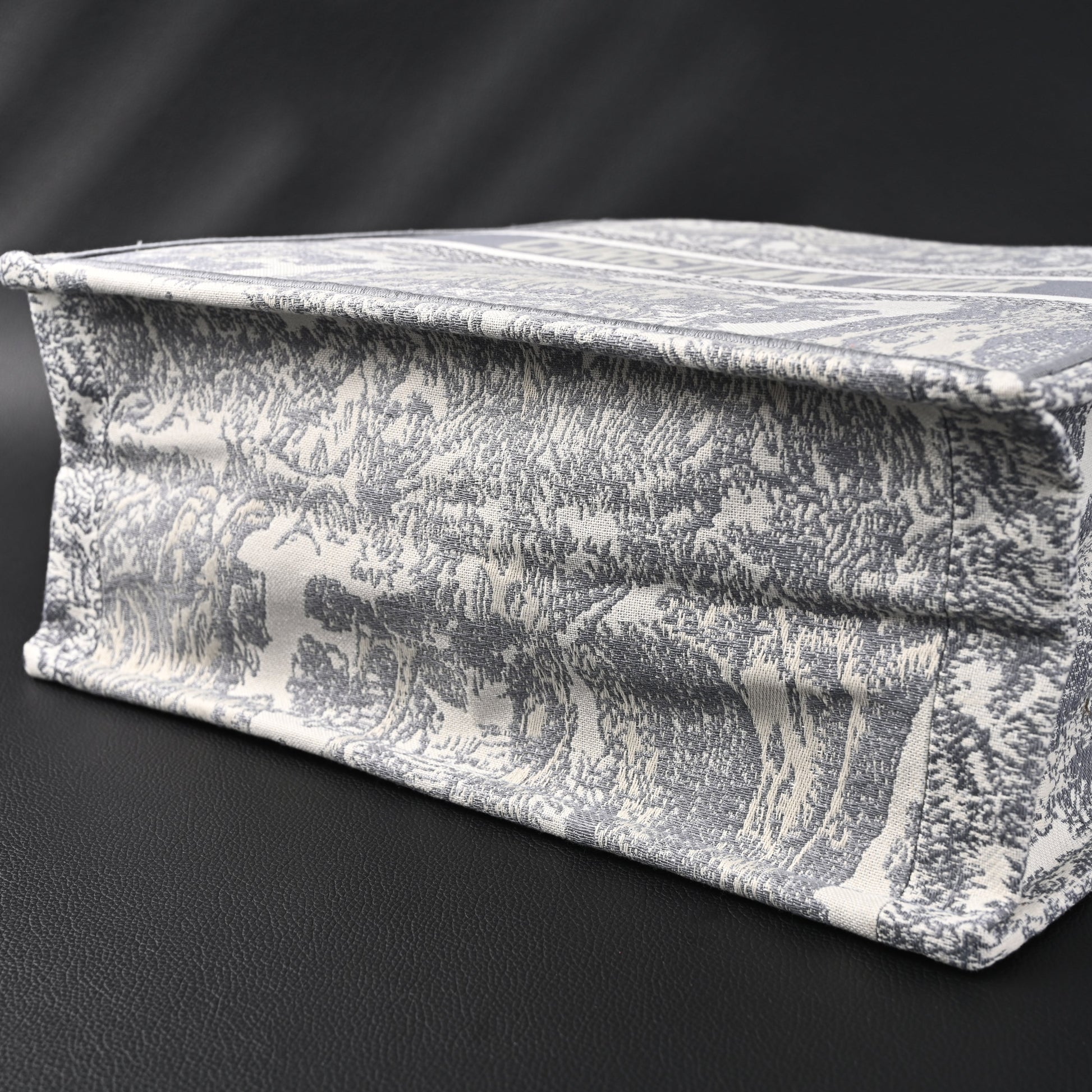 Christian Dior Large Book Tote – Toile de Jouy Embroidery