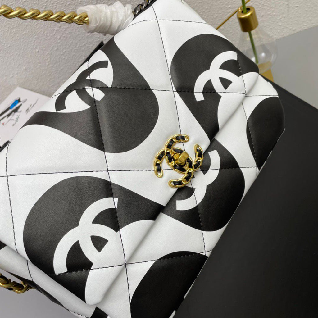 Chanel 19 Flap Bag medium black ecru