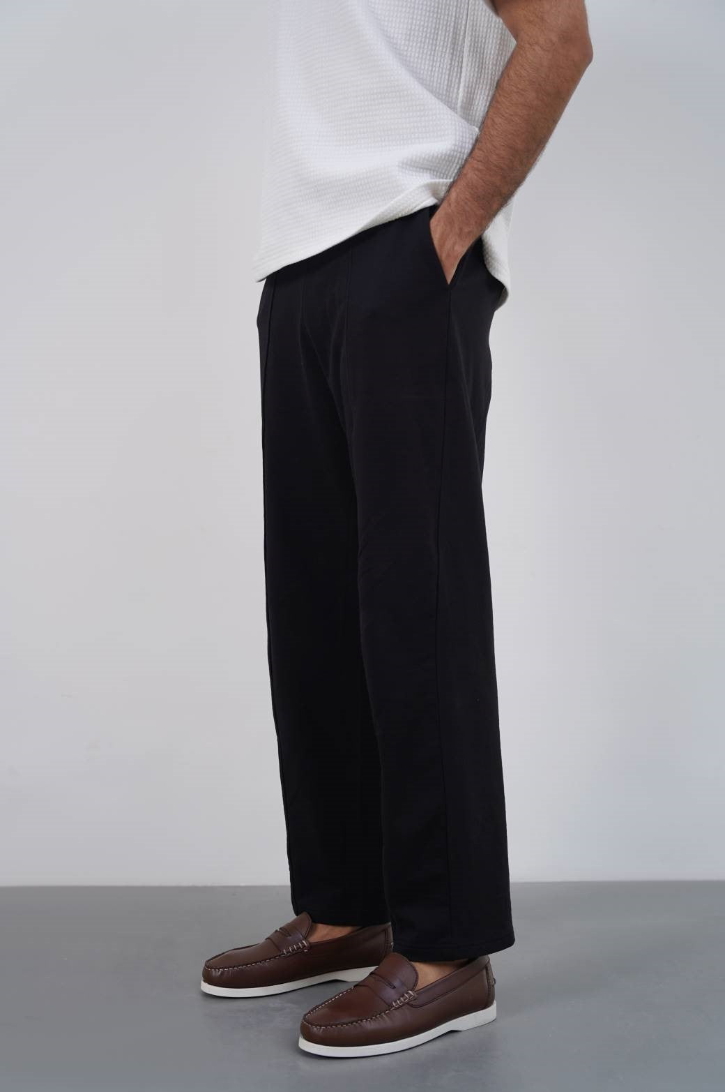 Black Relaxed Fit Linen Blend Soft Pants with Pleat Detail