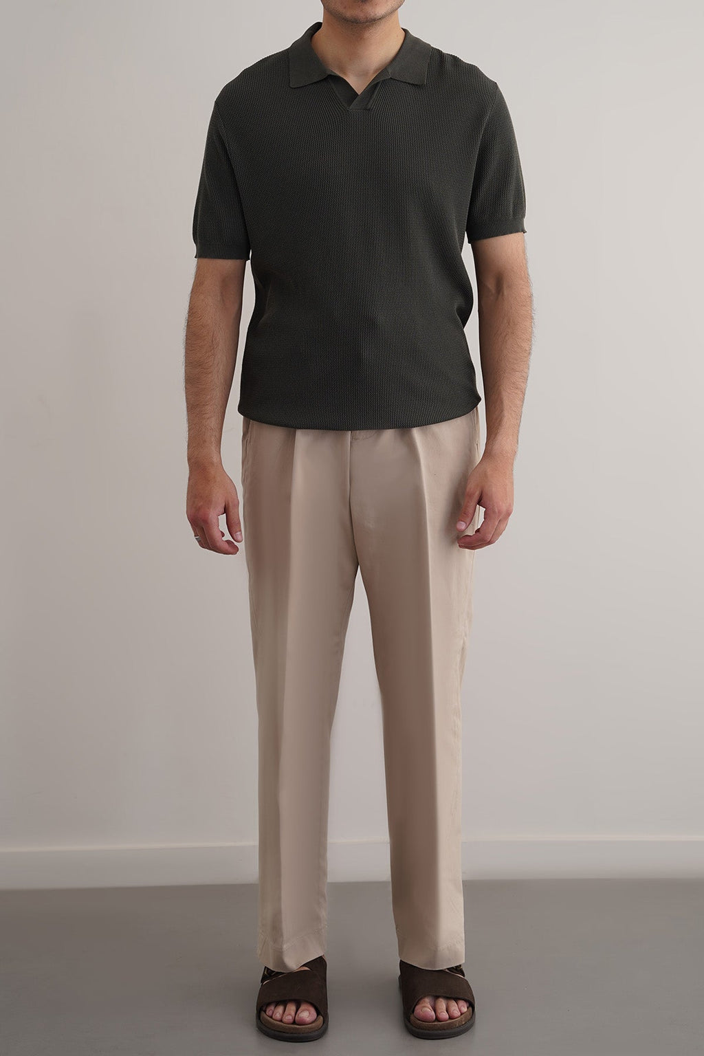 Beige Regular Fit Pleated Pants with Elastic Waistband – Cool Havn