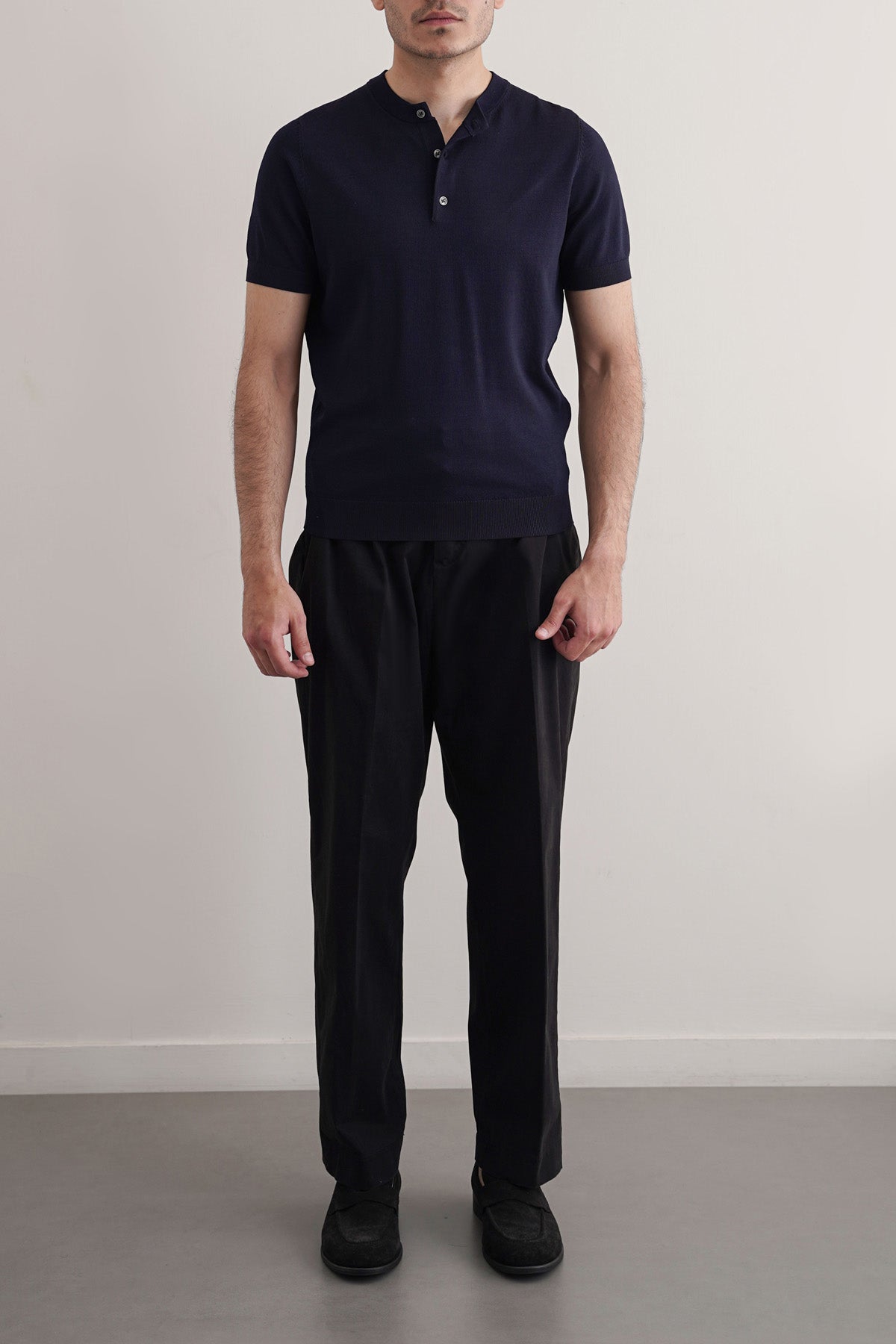Black Regular Fit Pleated Pants with Elastic Waistband