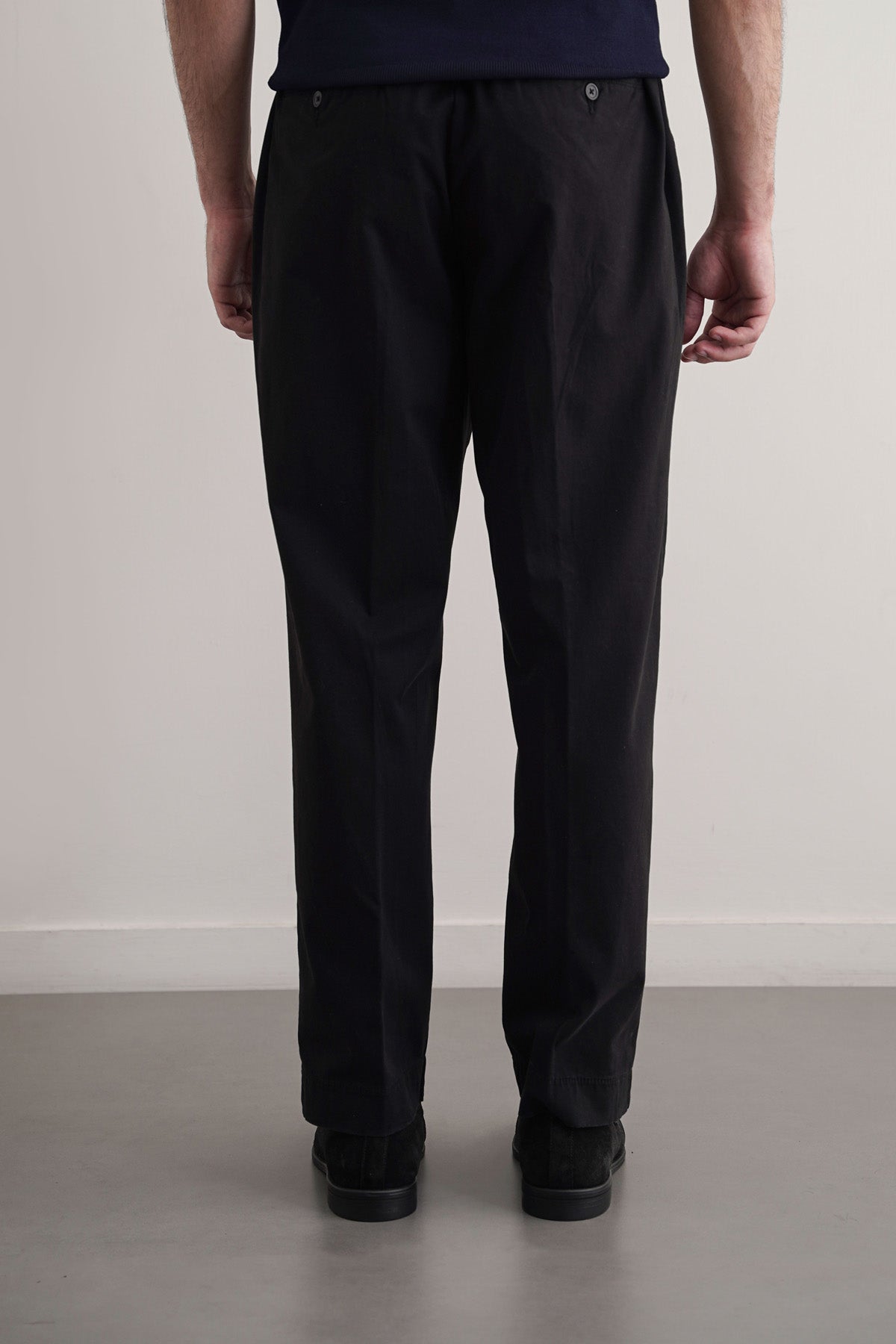 Black Regular Fit Pleated Pants with Elastic Waistband