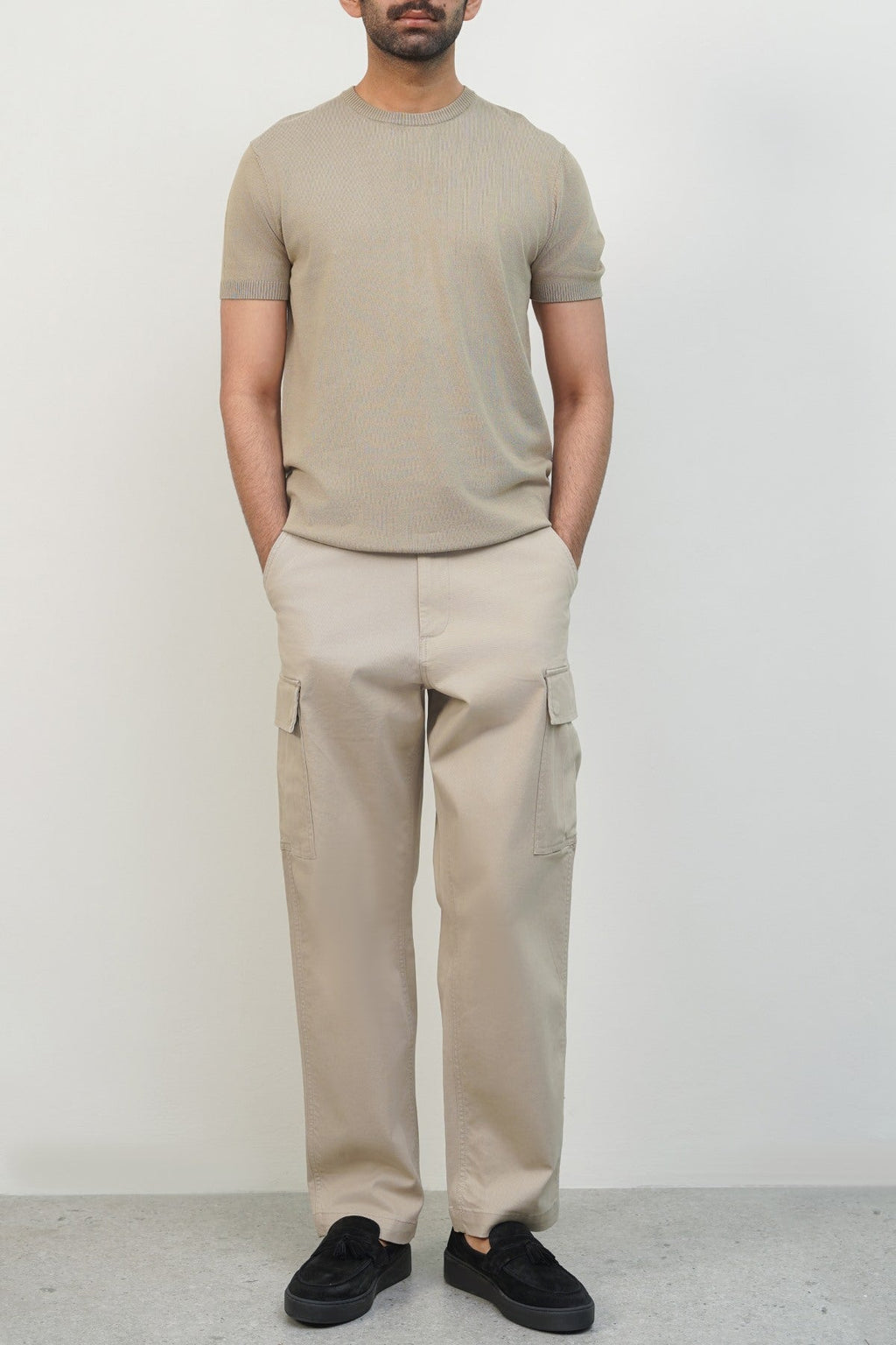 Beige Relaxed Fit Cargo Pants with Six Pockets – Cool Havn