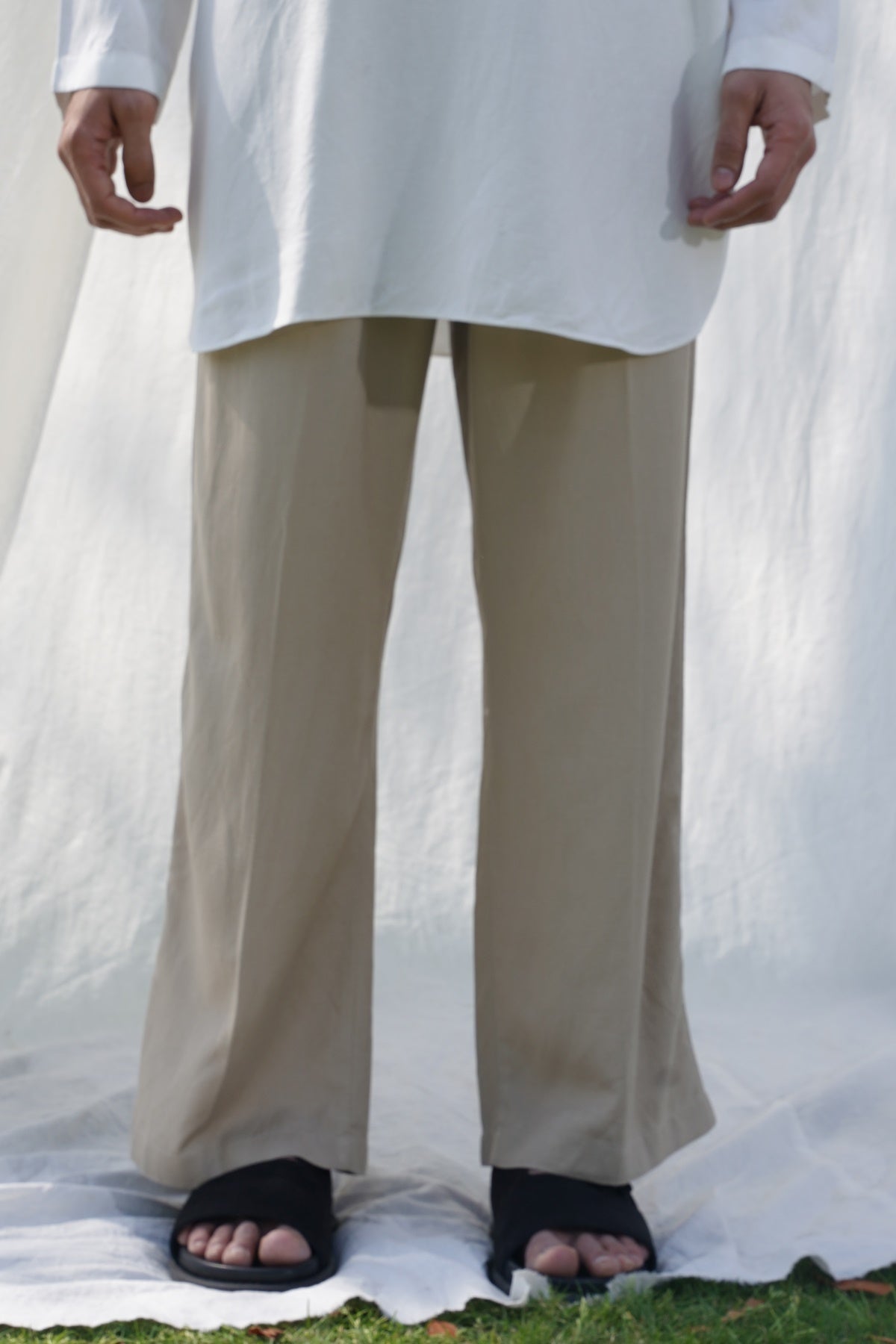 Beige Relaxed Fit Trousers with Cross Pockets and Pleats