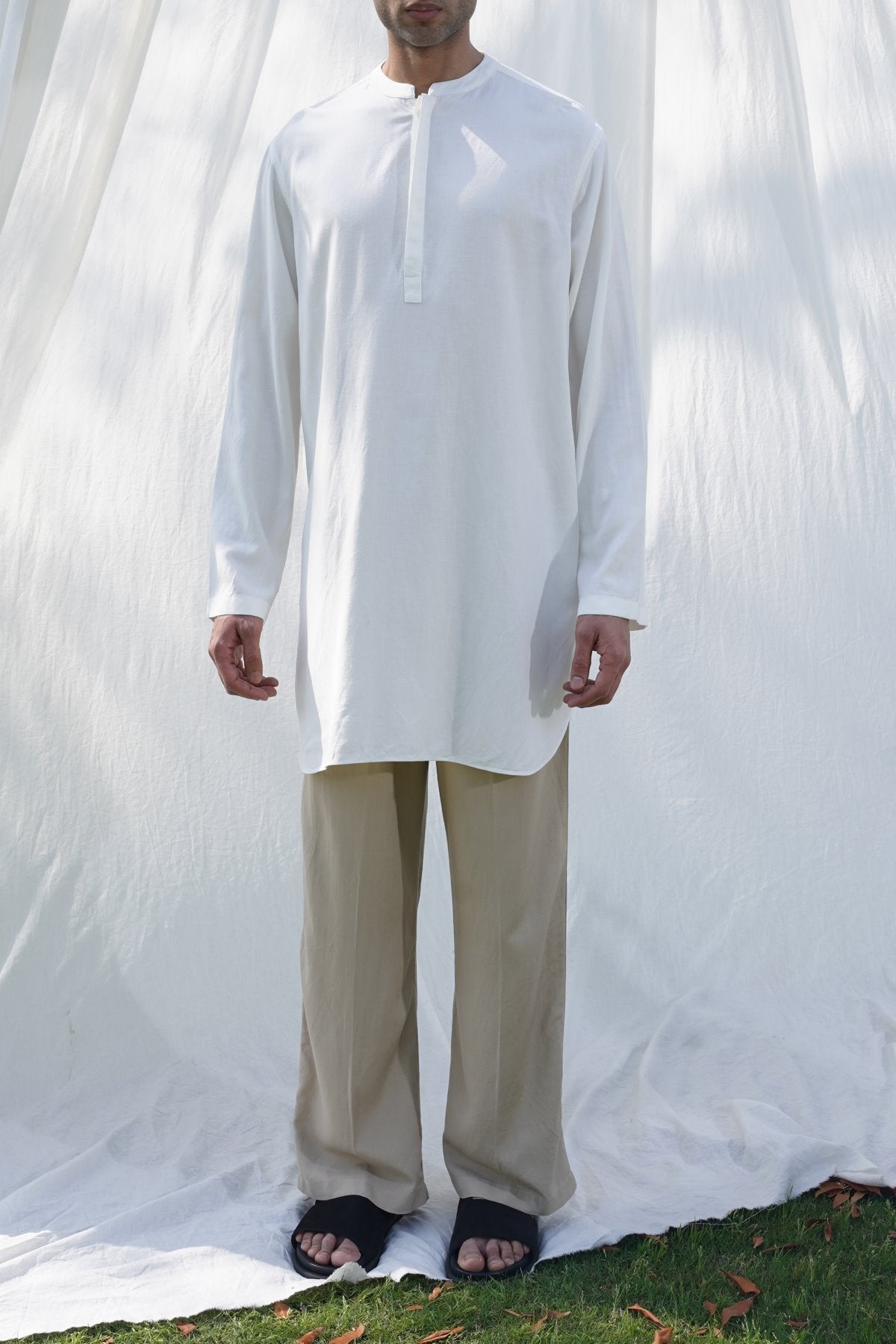 Beige Relaxed Fit Trousers with Cross Pockets and Pleats