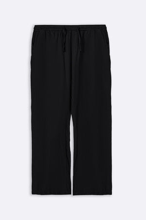 Black Relaxed Fit Trousers with Cross Pockets and Pleats - Regular Hand Feel – Cool Havn