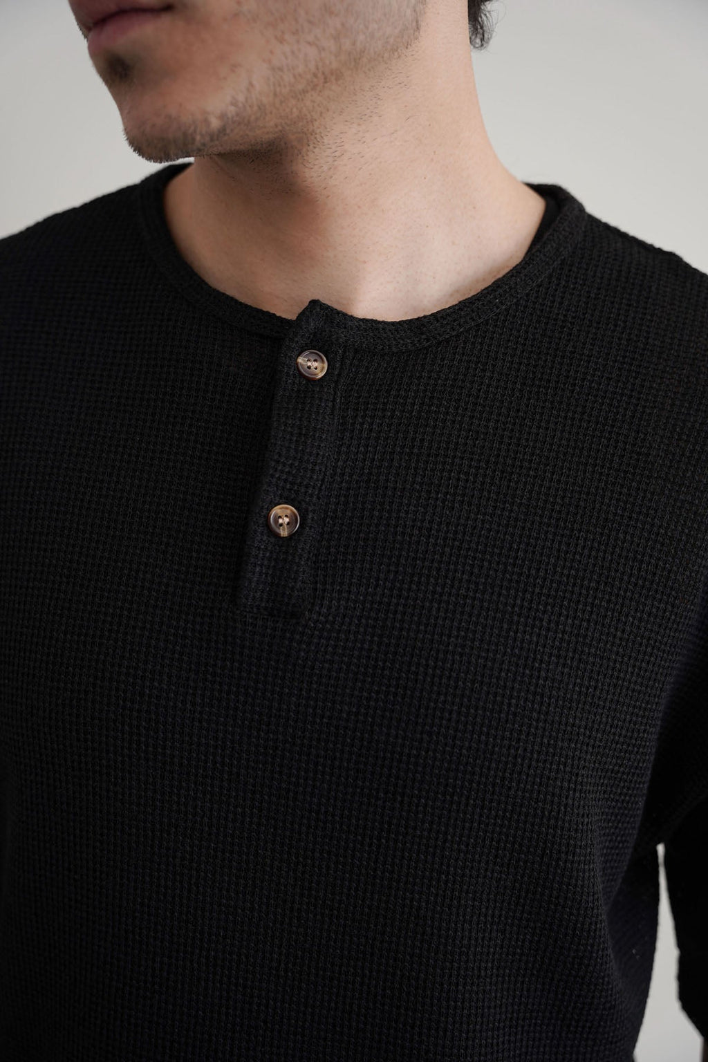 Black Relaxed Fit Jacquard Henley with Button Fastening – Cool Havn