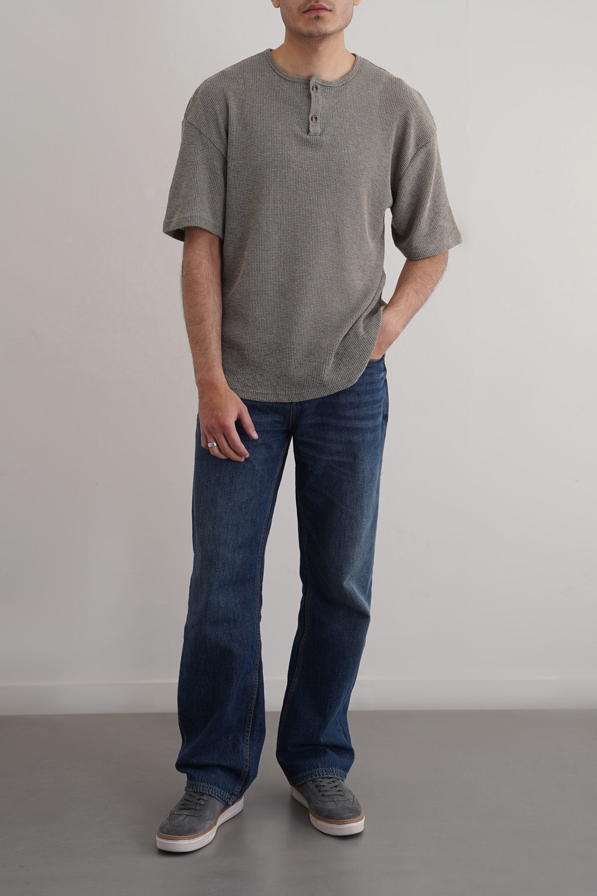 Grey Jacquard Henley, Relaxed Fit, Regular Hand Feel – Cool Havn
