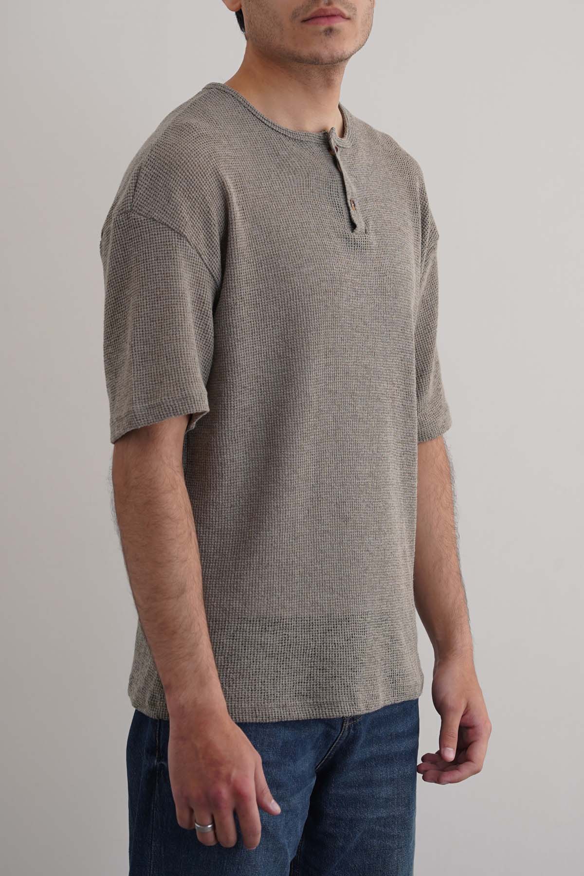 Grey Jacquard Henley, Relaxed Fit, Regular Hand Feel – Cool Havn