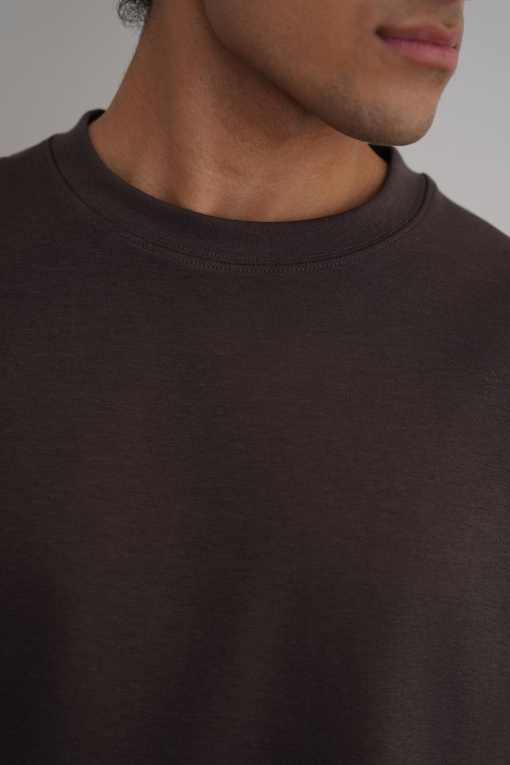 Relaxed Fit Dark Brown Half Sleeve T-Shirt with Ribbed Neckline – Cool Havn